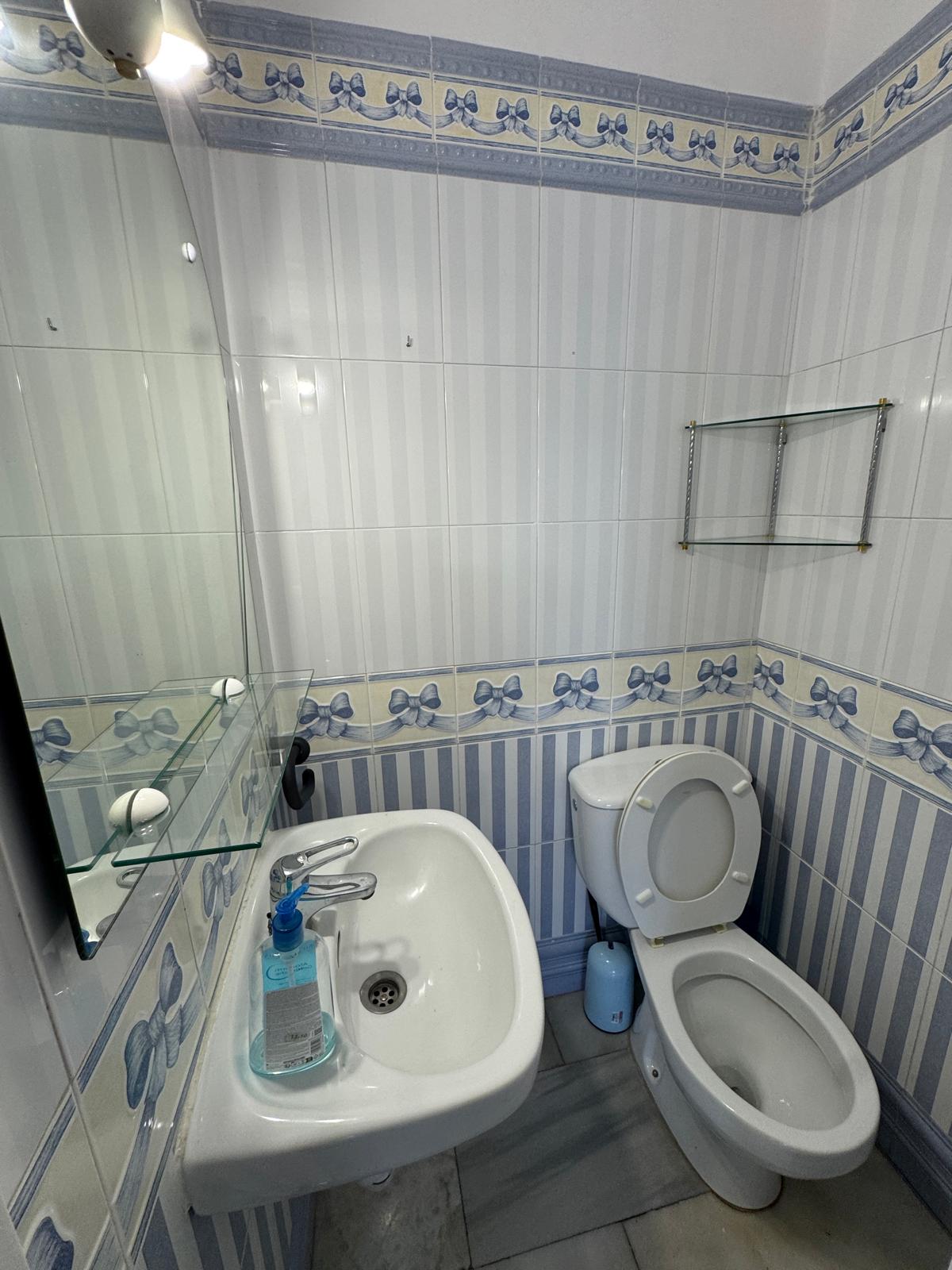 Semi Detached House · Marbella · (300-01803P)