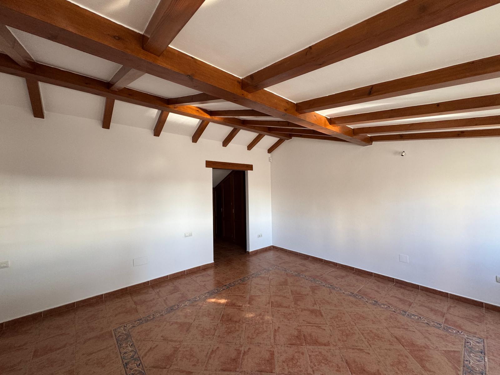 Semi Detached House · Marbella · (300-01803P)
