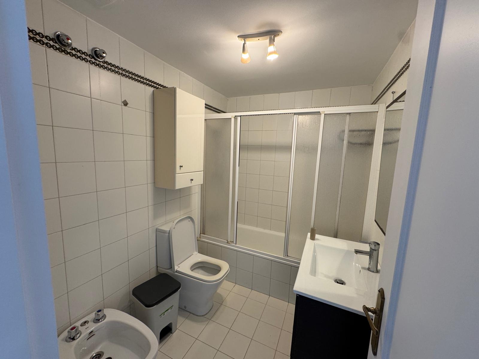 Semi Detached House · Marbella · (300-01803P)