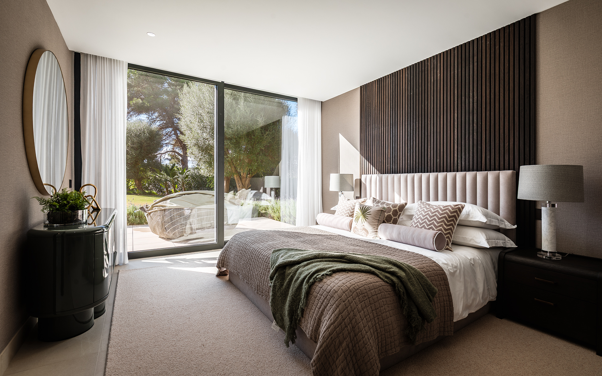 Villa · Sotogrande · (BHHSMAR-05353)