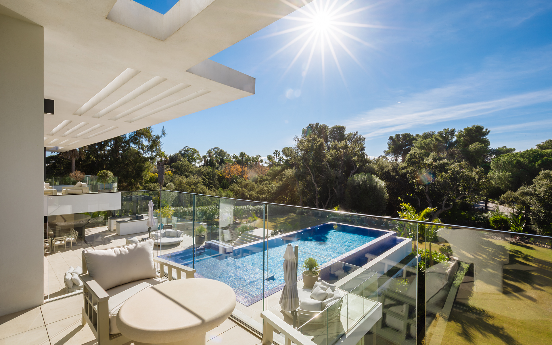 Villa · Sotogrande · (BHHSMAR-05353)