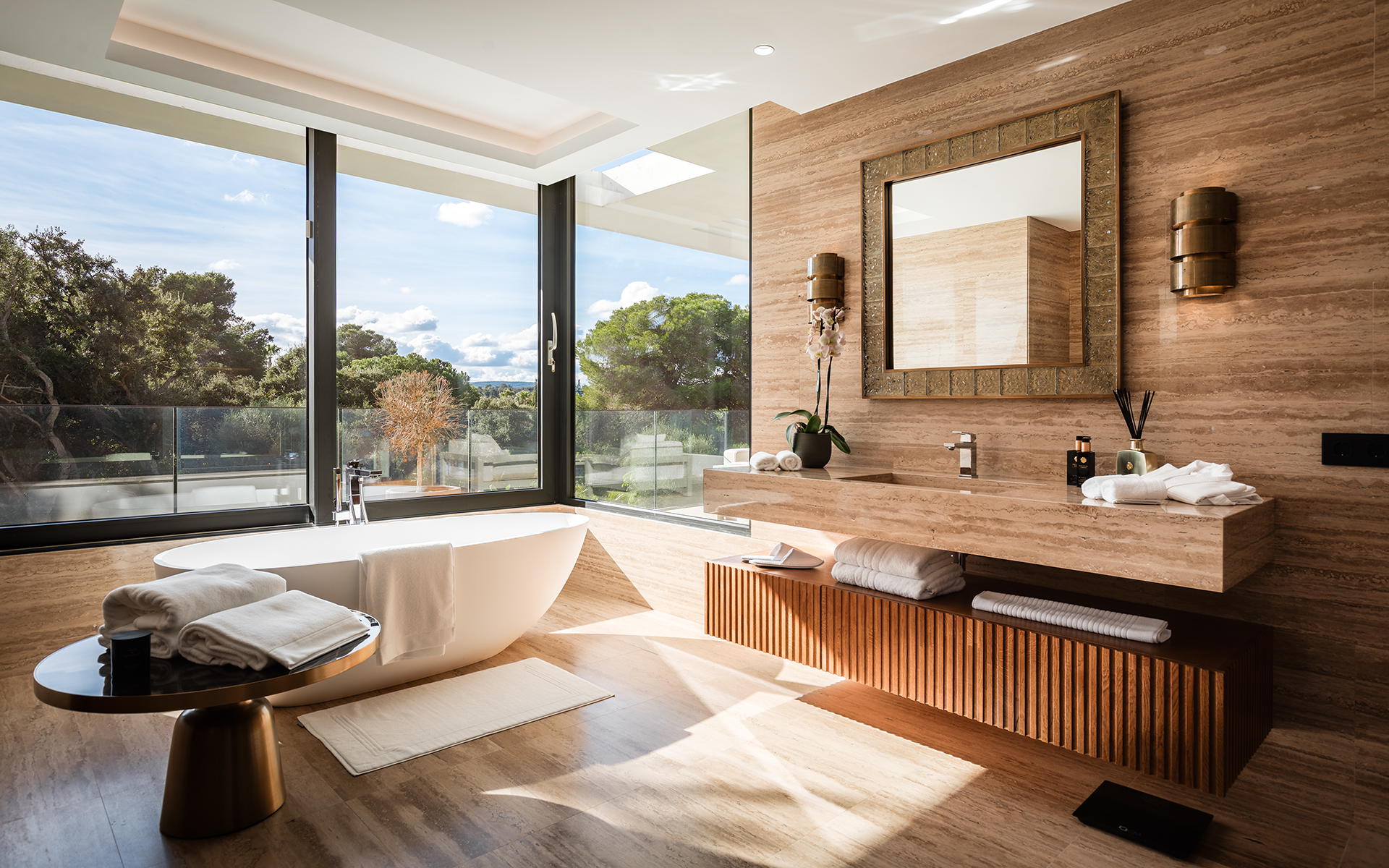 Villa · Sotogrande · (BHHSMAR-05353)