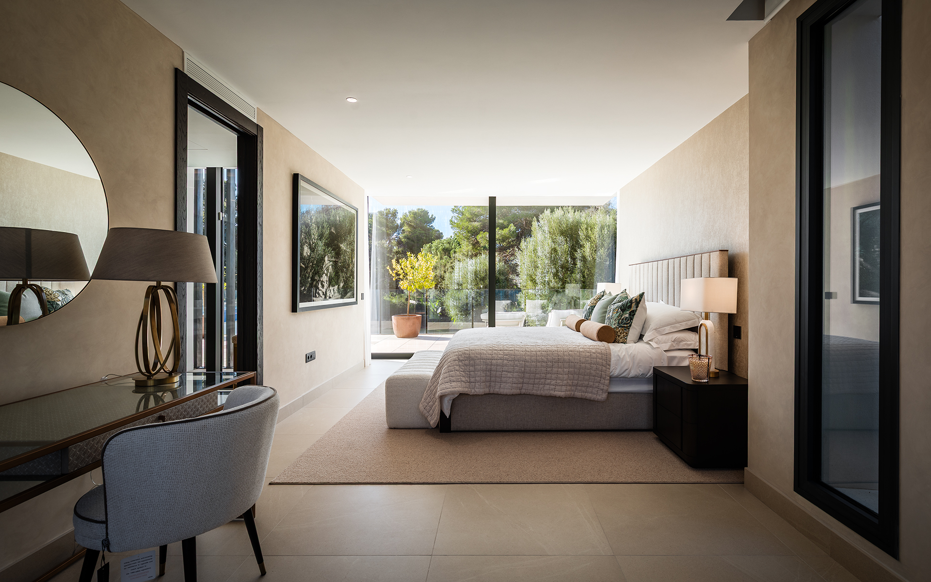 Villa · Sotogrande · (BHHSMAR-05353)