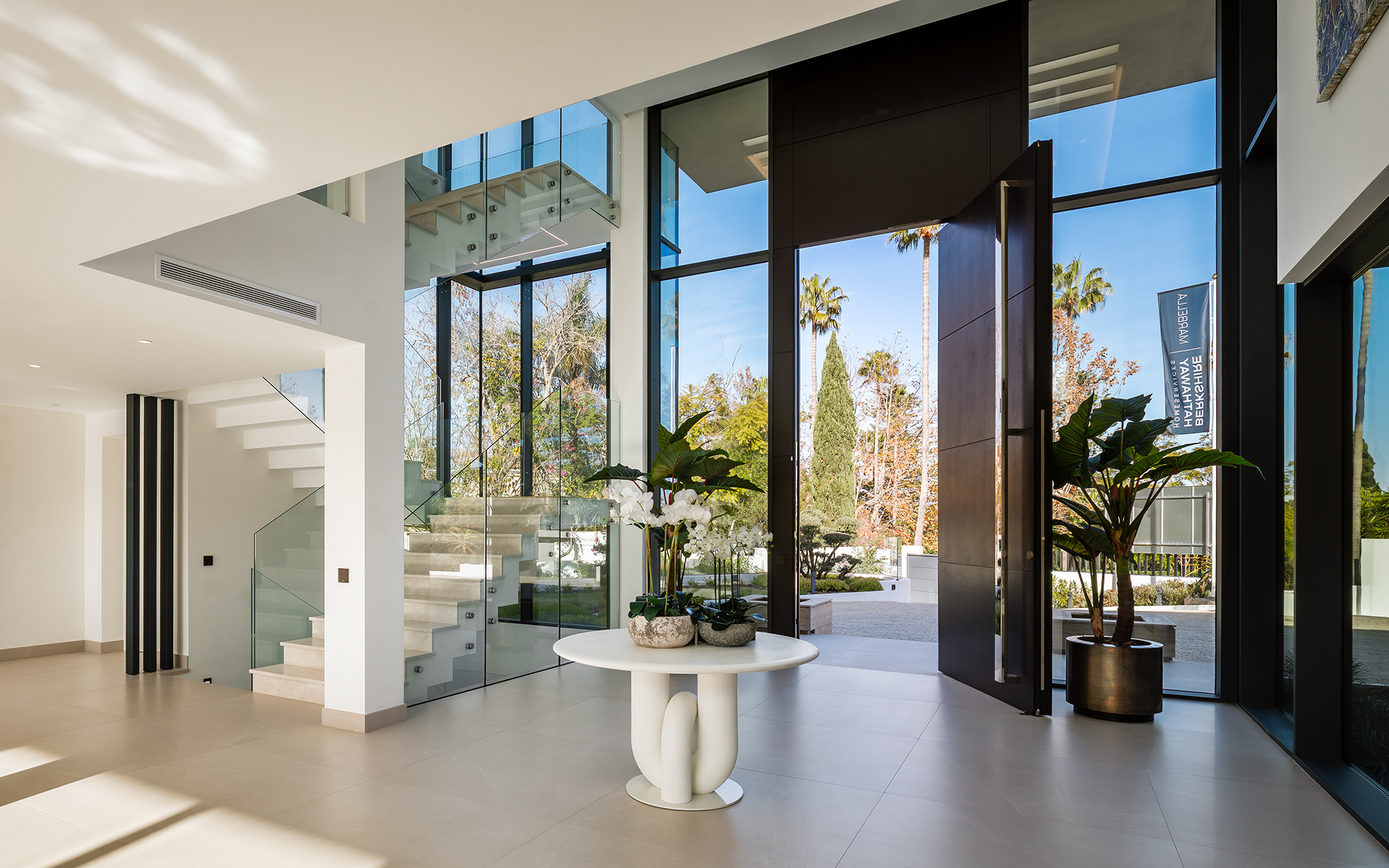 Villa · Sotogrande · (BHHSMAR-05353)