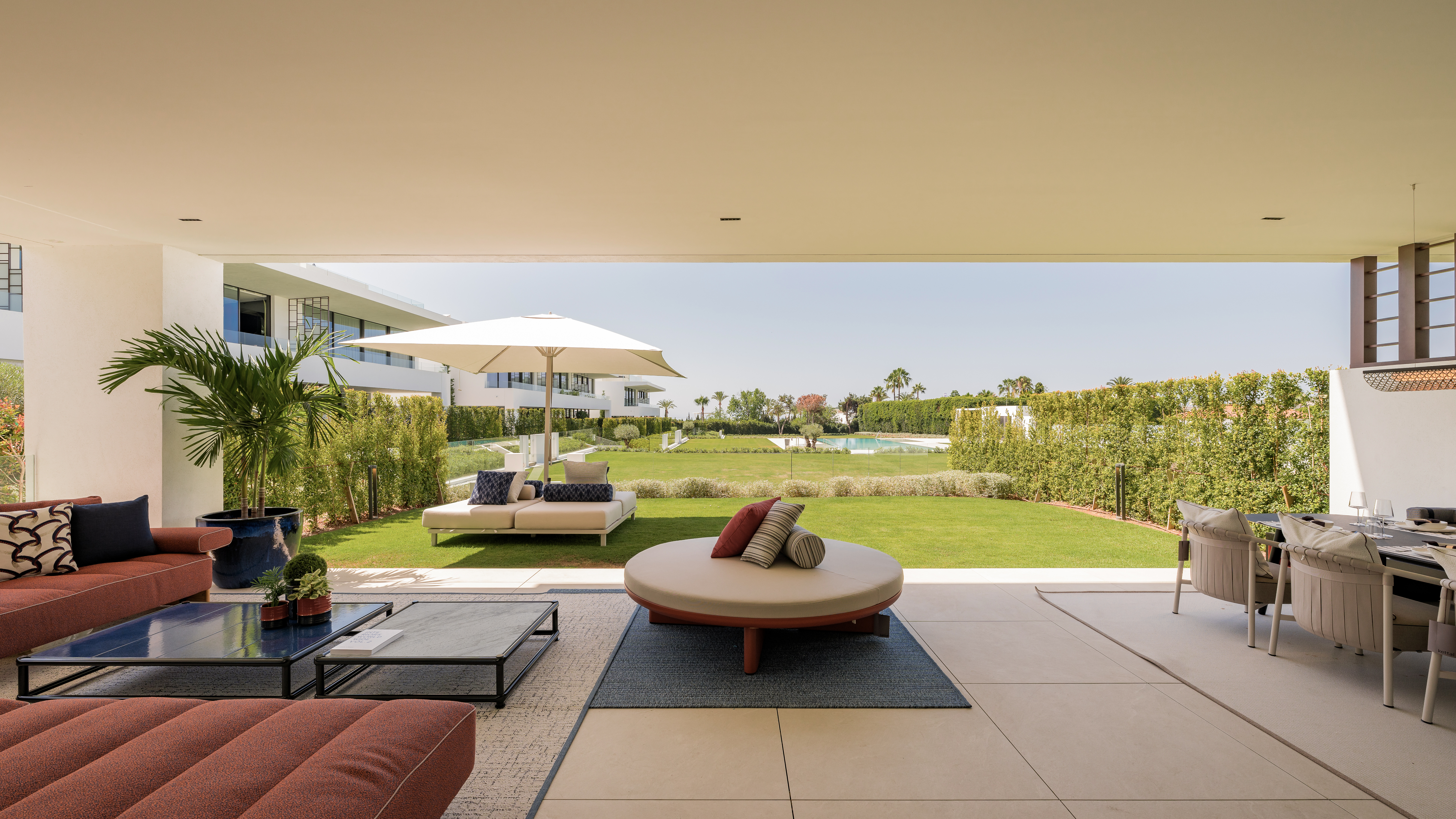 Semi Detached Villa · Marbella · (V12-9)