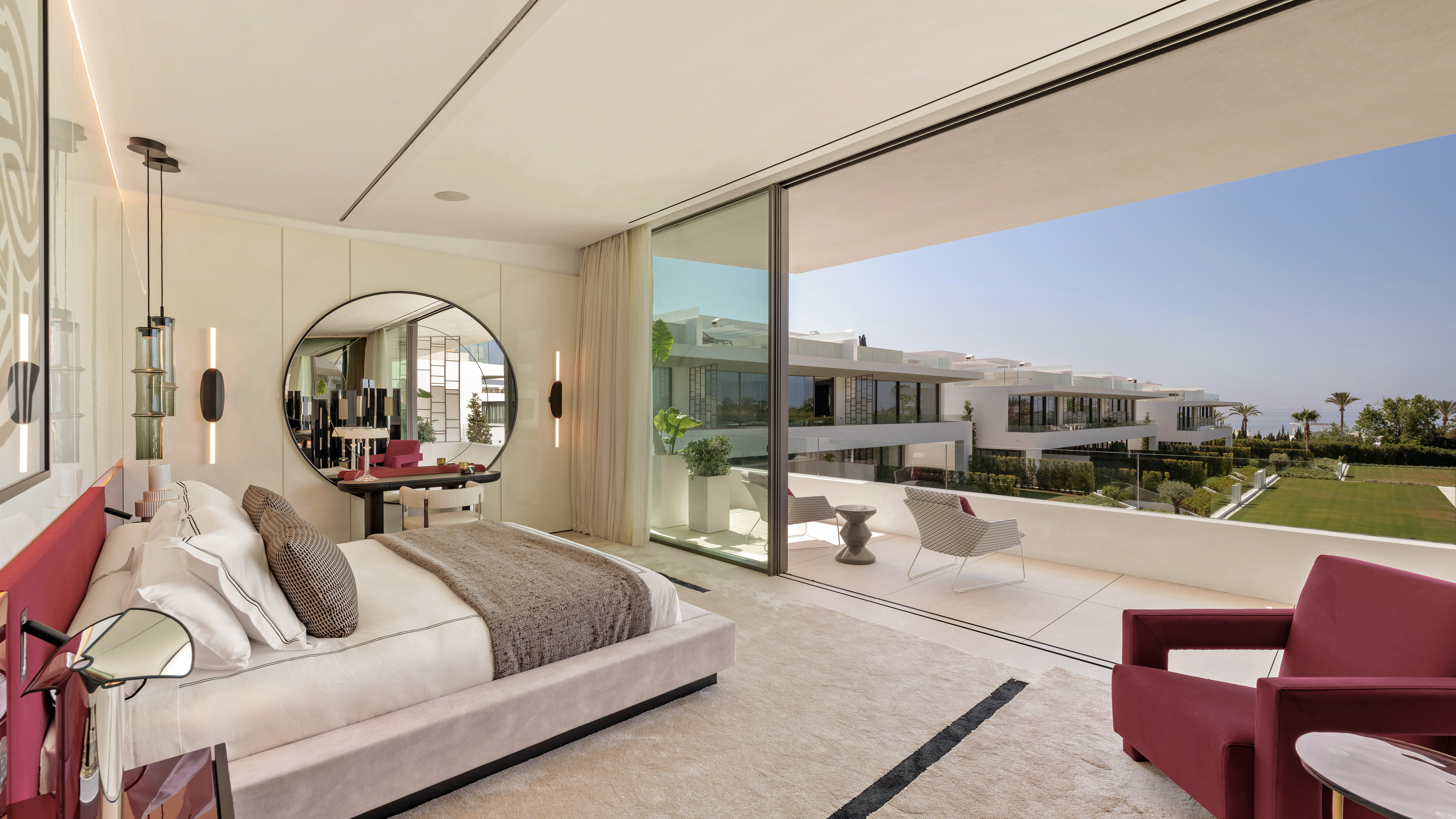 Semi Detached Villa · Marbella · (V12-9)