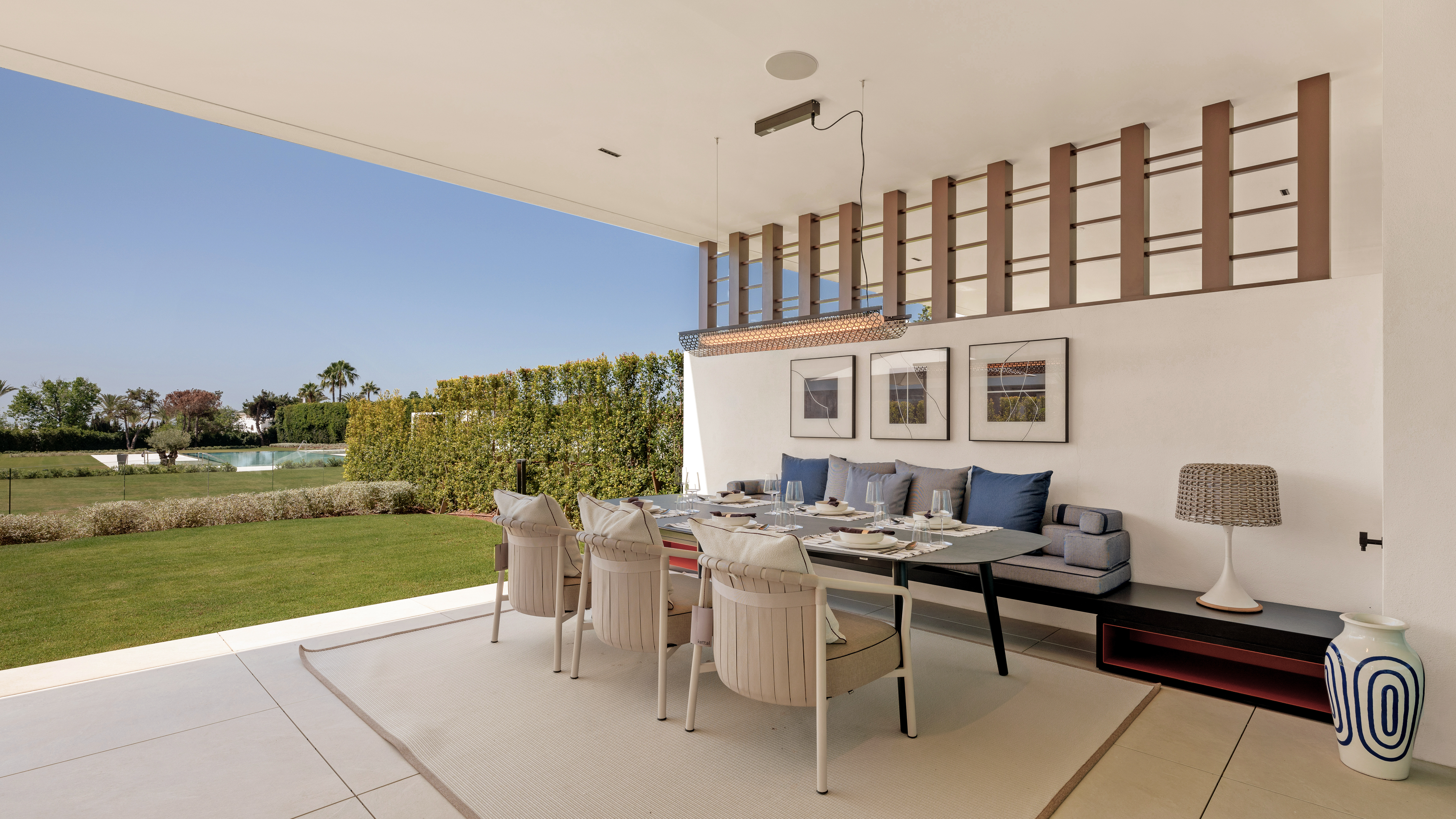 Semi Detached Villa · Marbella · (V12-9)