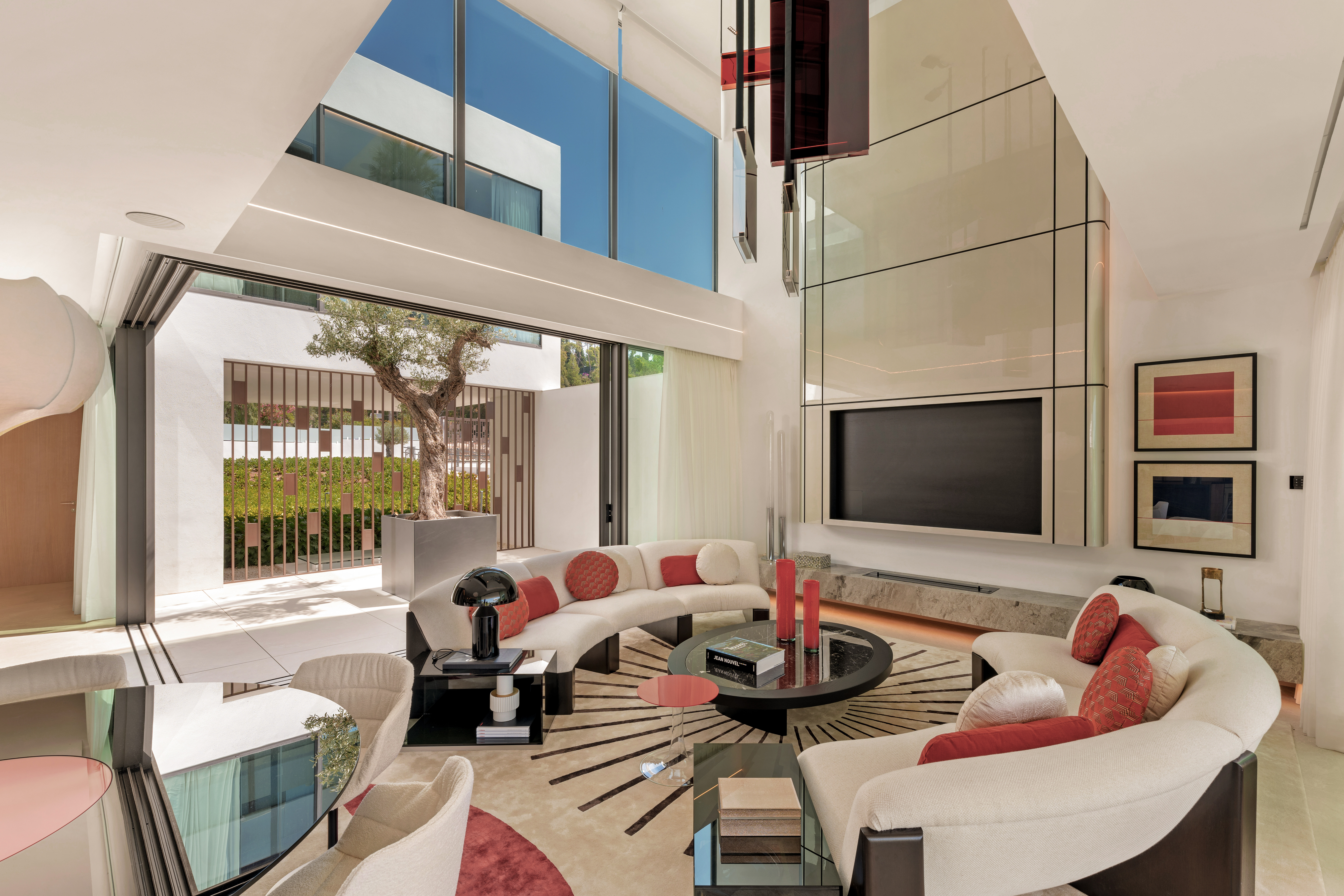 Semi Detached Villa · Marbella · (V12-9)
