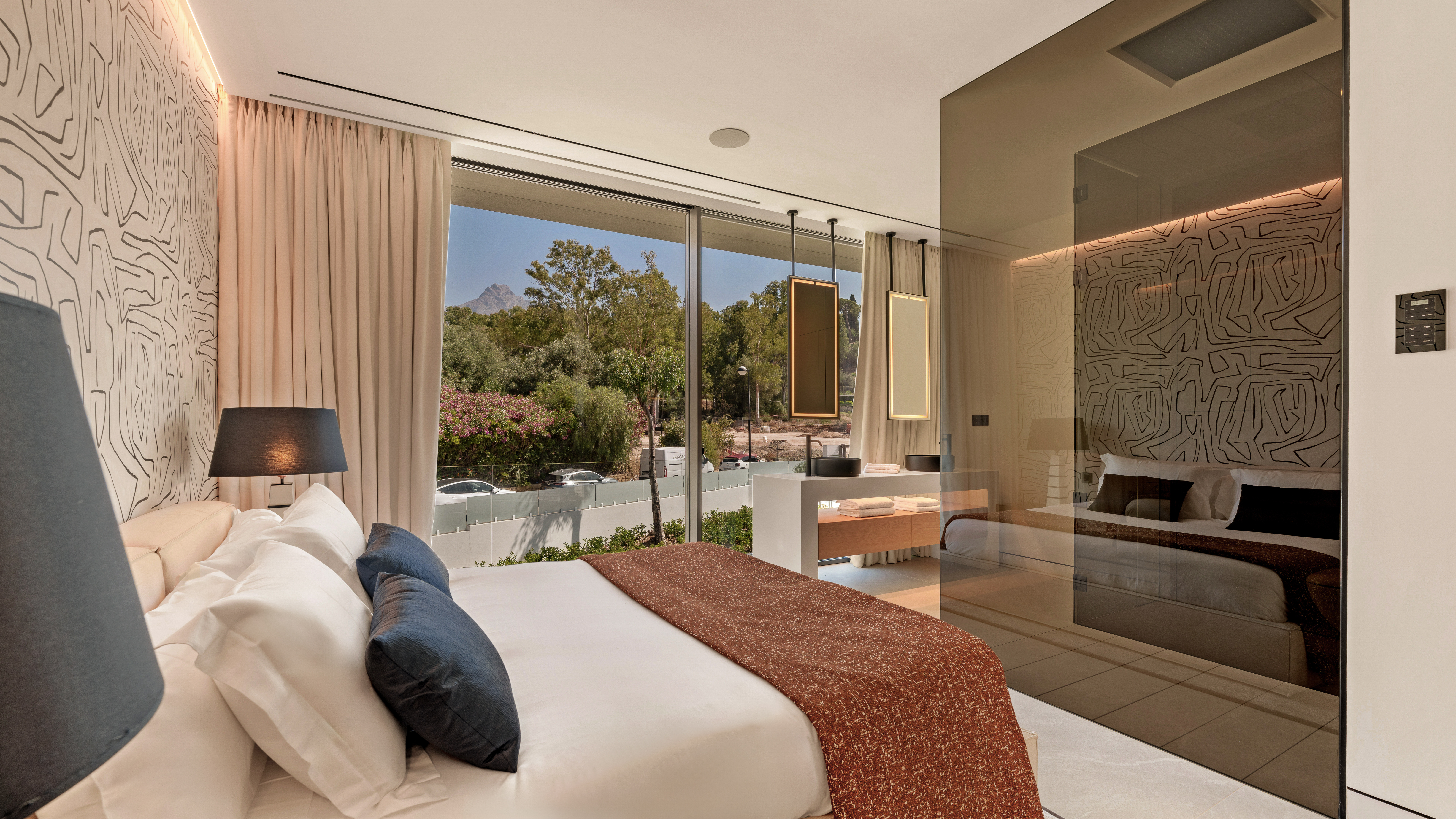Semi Detached Villa · Marbella · (V12-9)