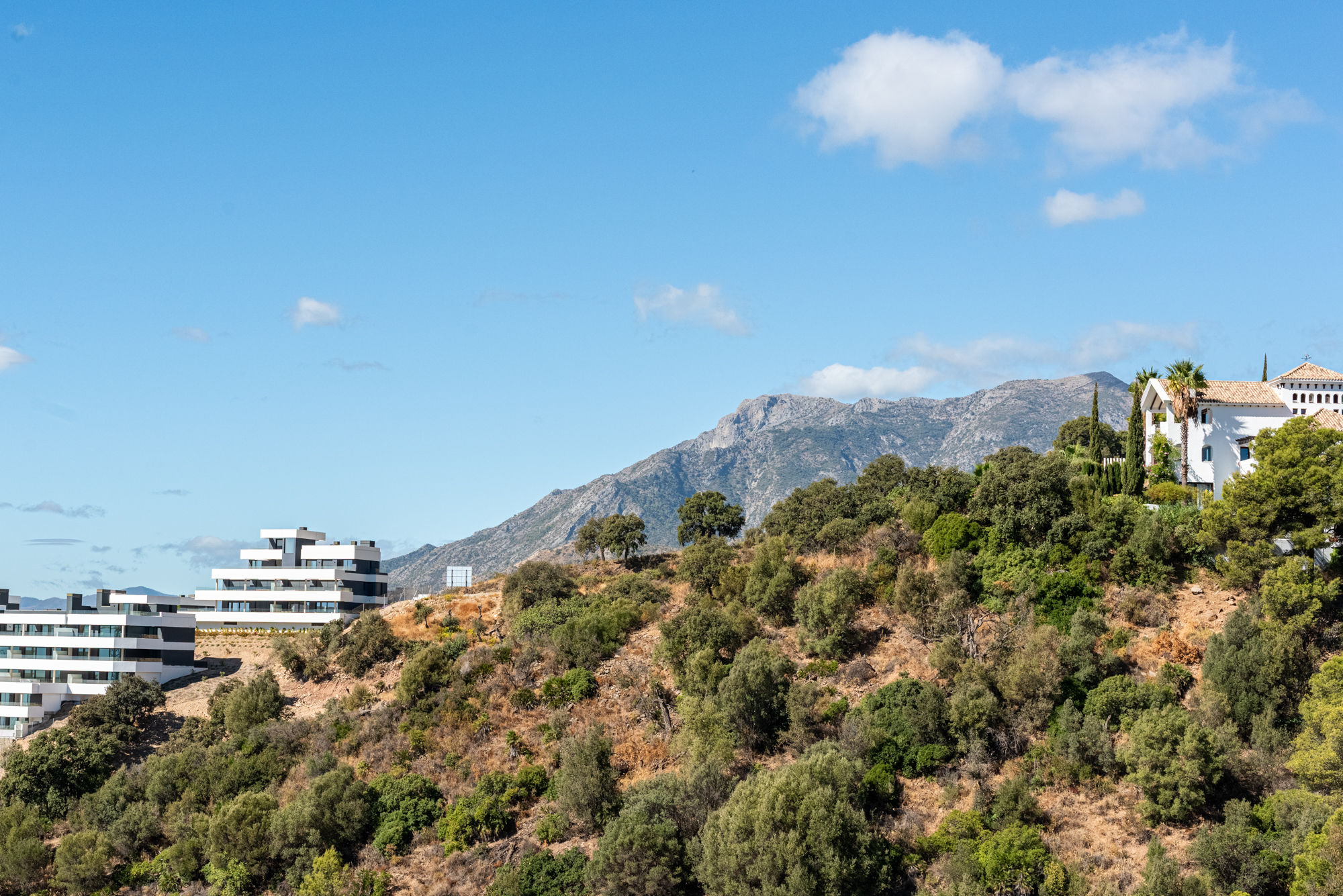 Town House · Marbella · (NEWTH8990)