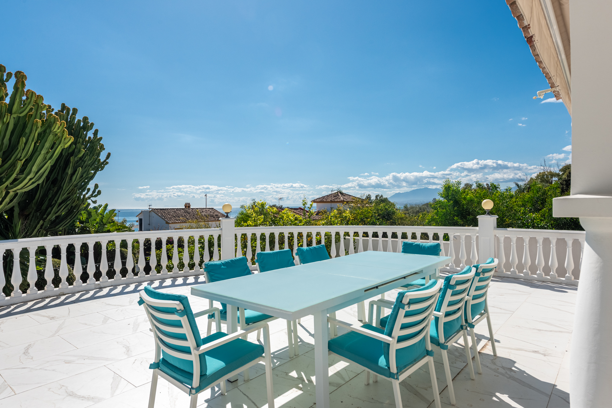 Villa · Marbella · (361-11701P-DUP)