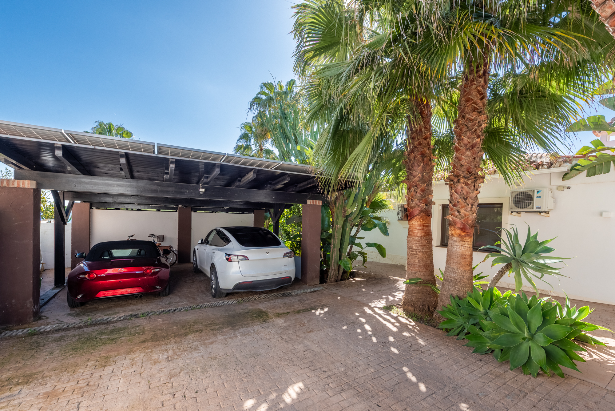 Villa · Marbella · (361-11701P-DUP)