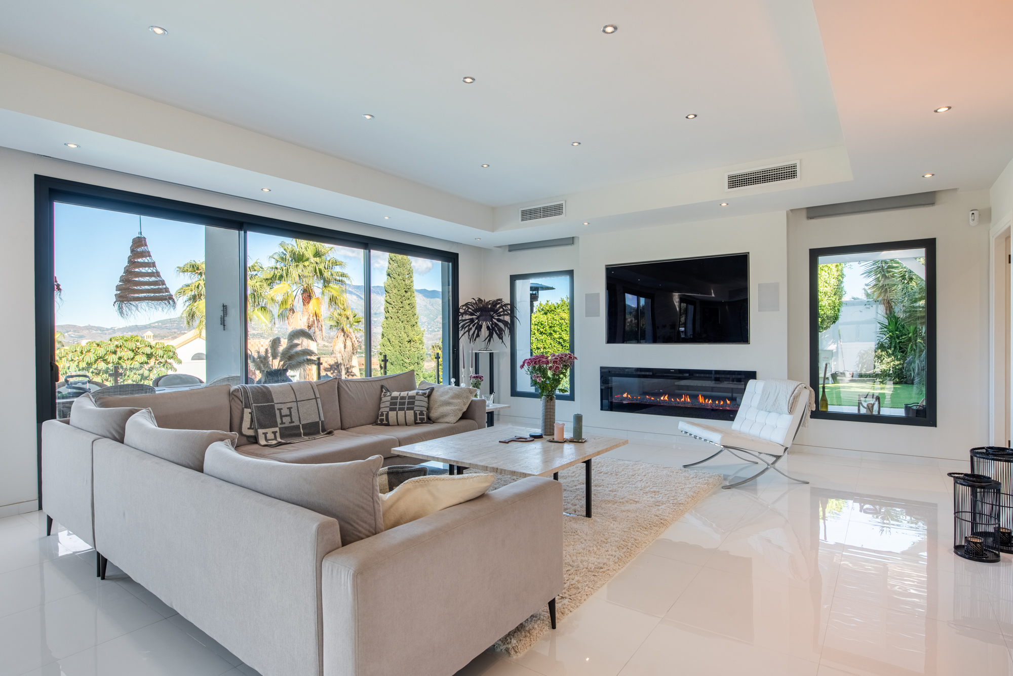 Villa · Mijas Costa · (361-12172P)