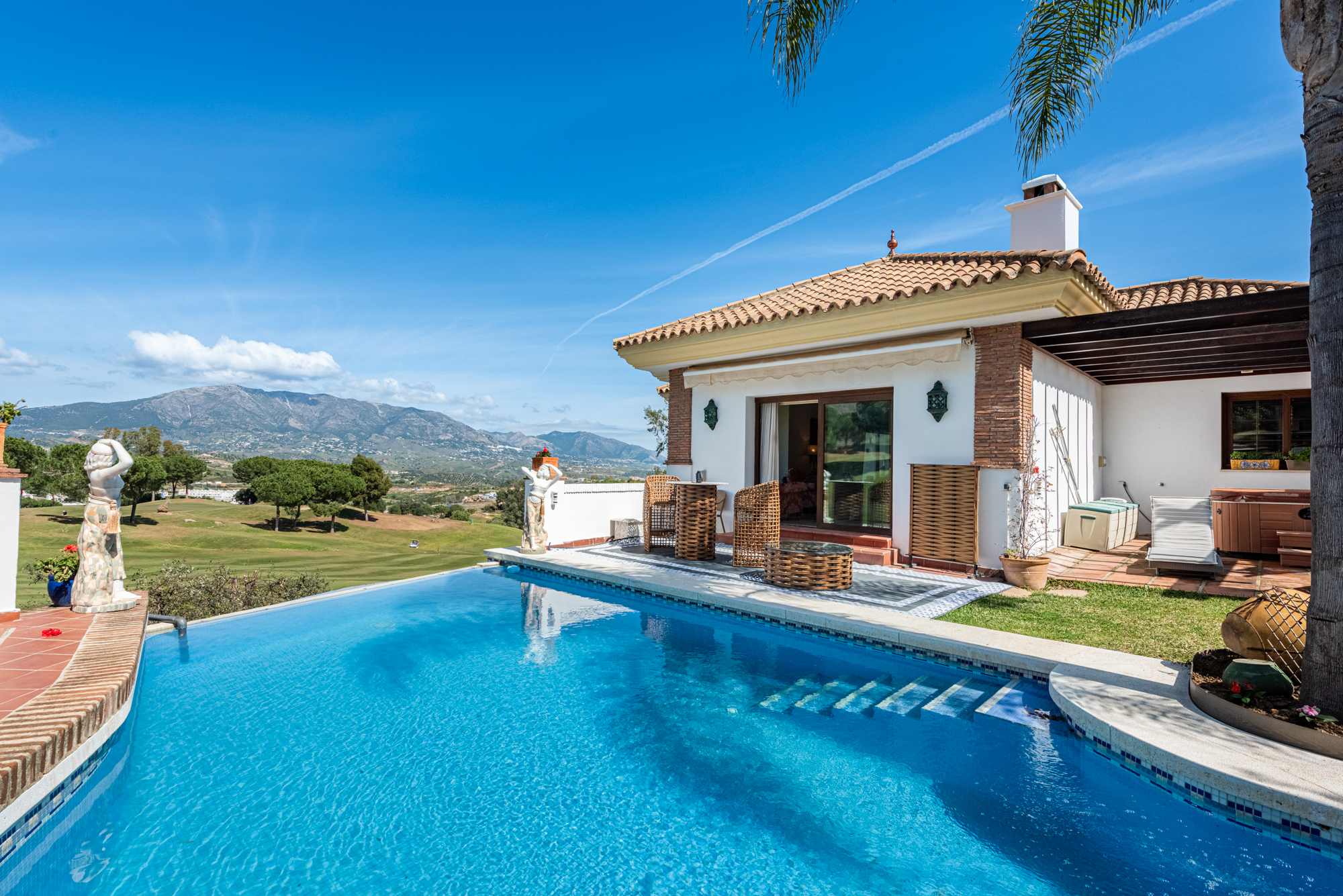Villa · Mijas Costa · (361-12753P)