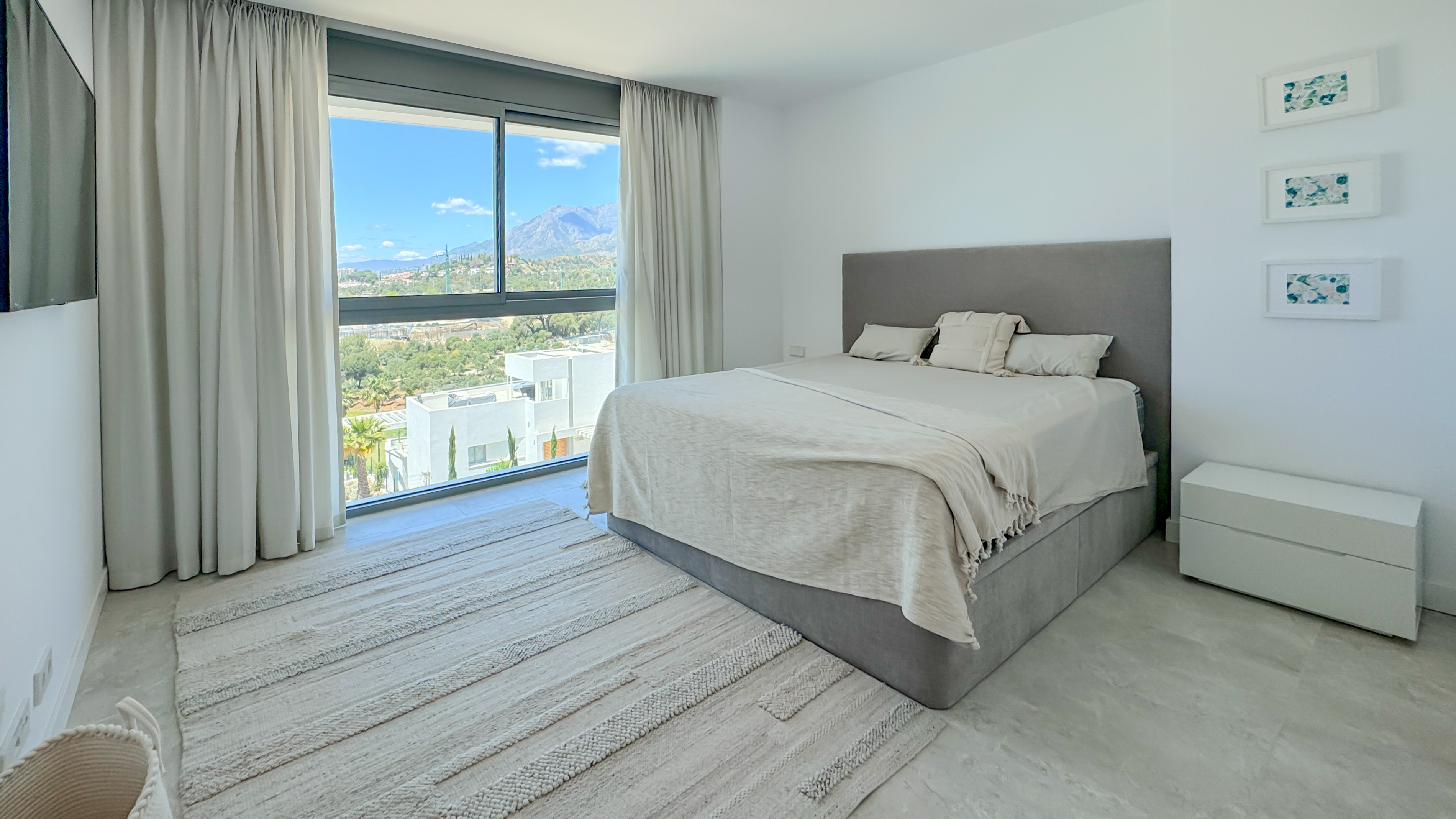 Duplex Penthouse · Marbella · (1699)