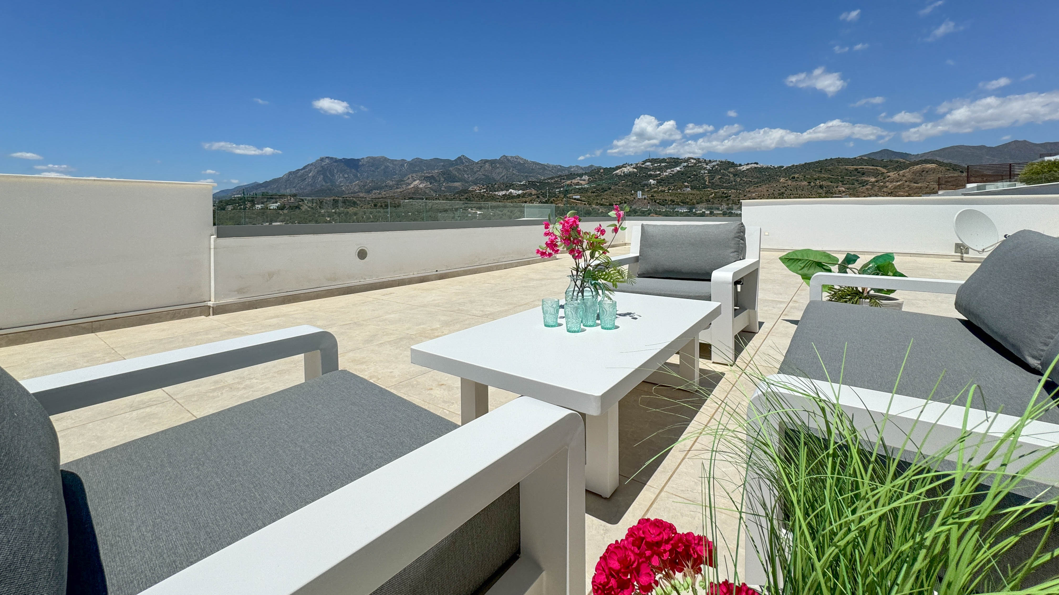 Duplex Penthouse · Marbella · (1699)