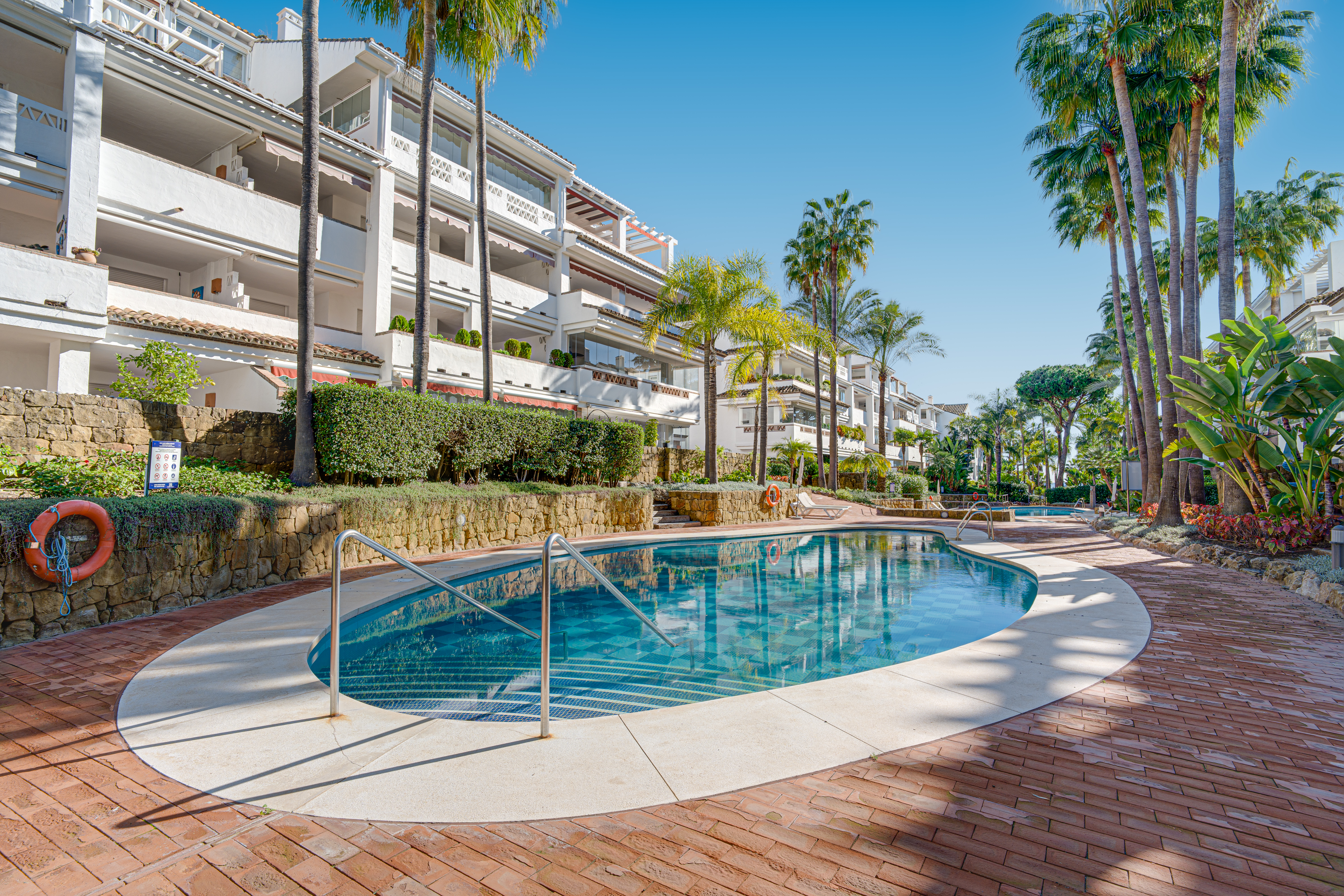 Apartment · Marbella · (5289MLA)