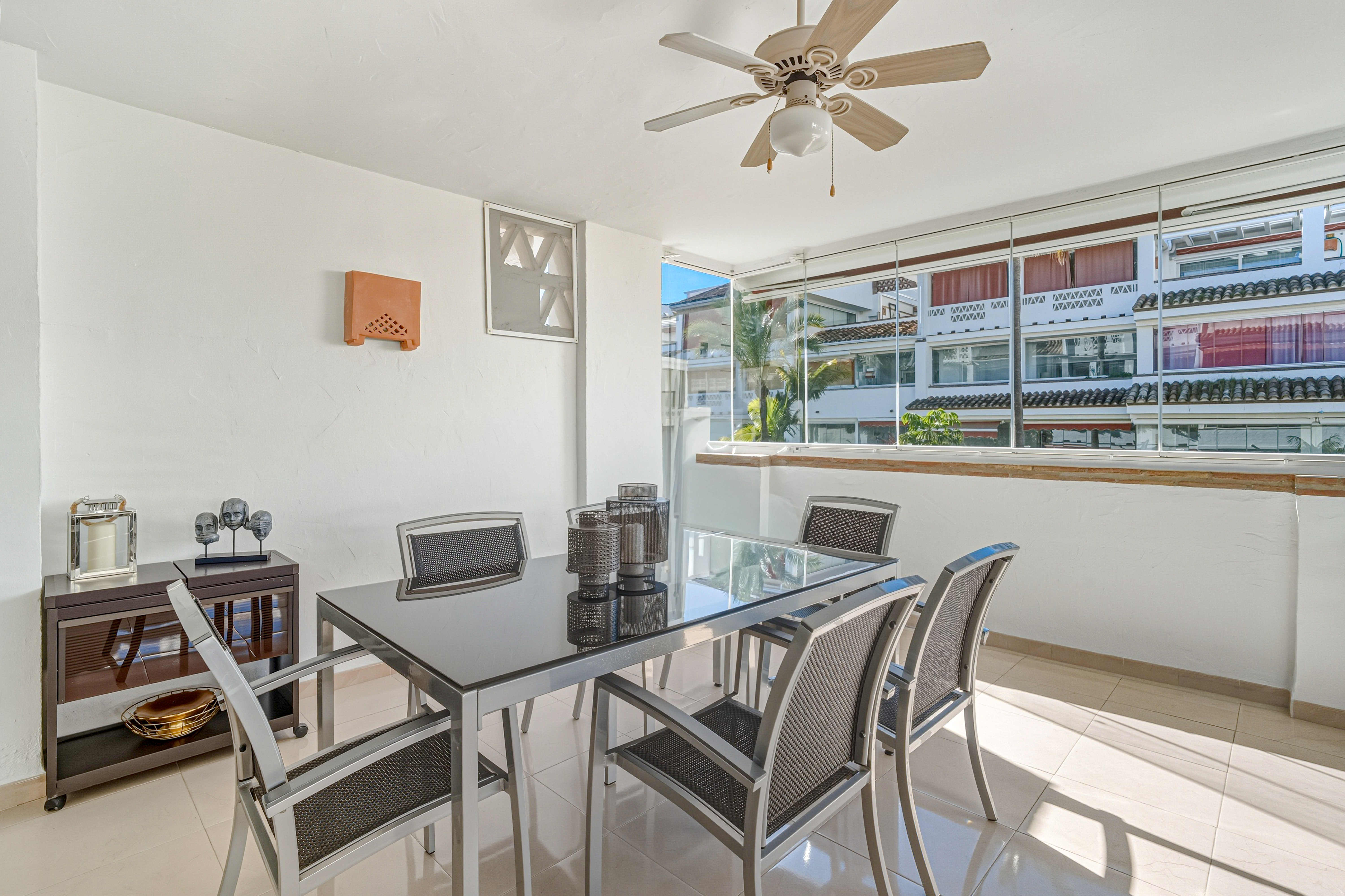 Apartment · Marbella · (5289MLA)