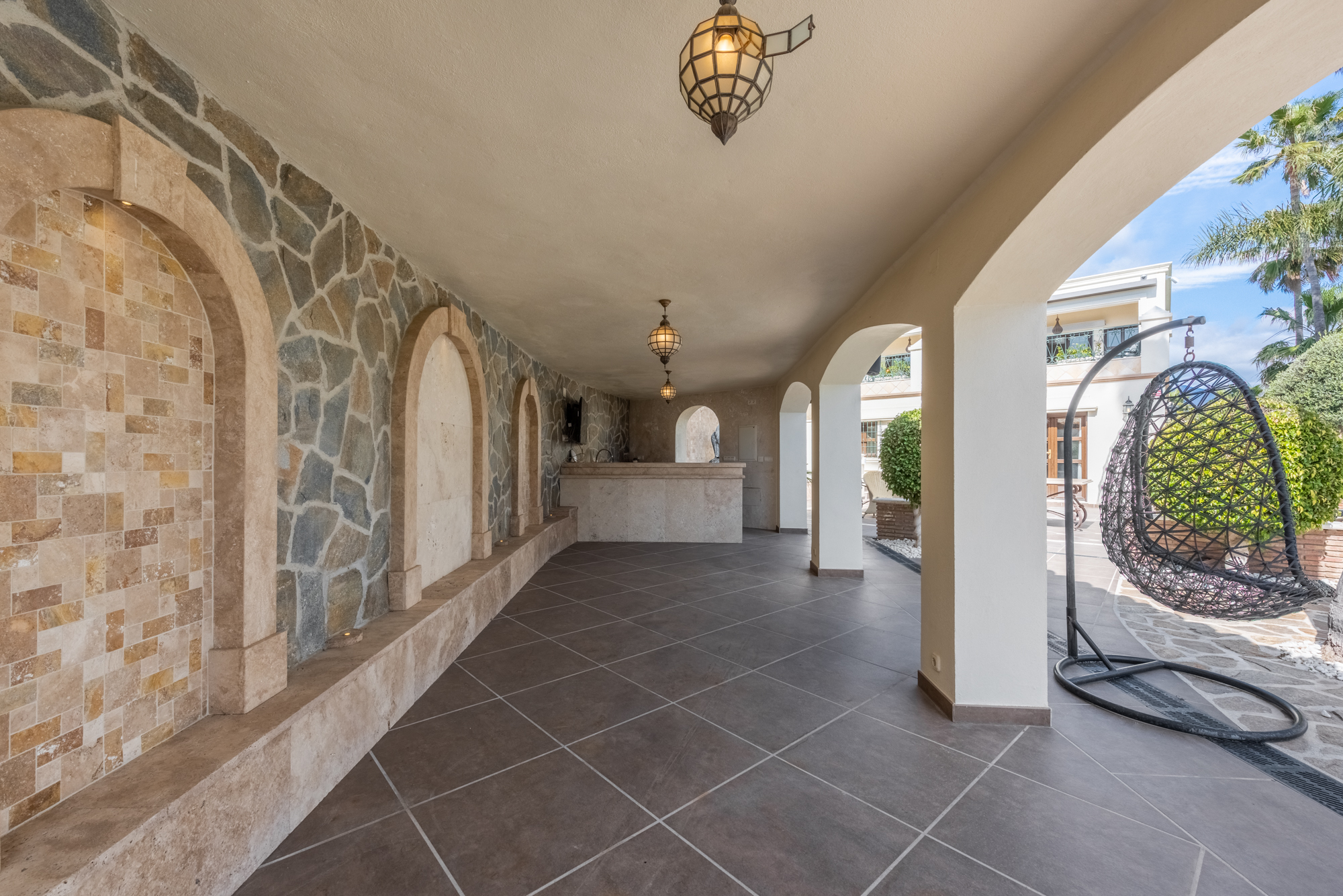 Villa · Estepona · (R4675324)