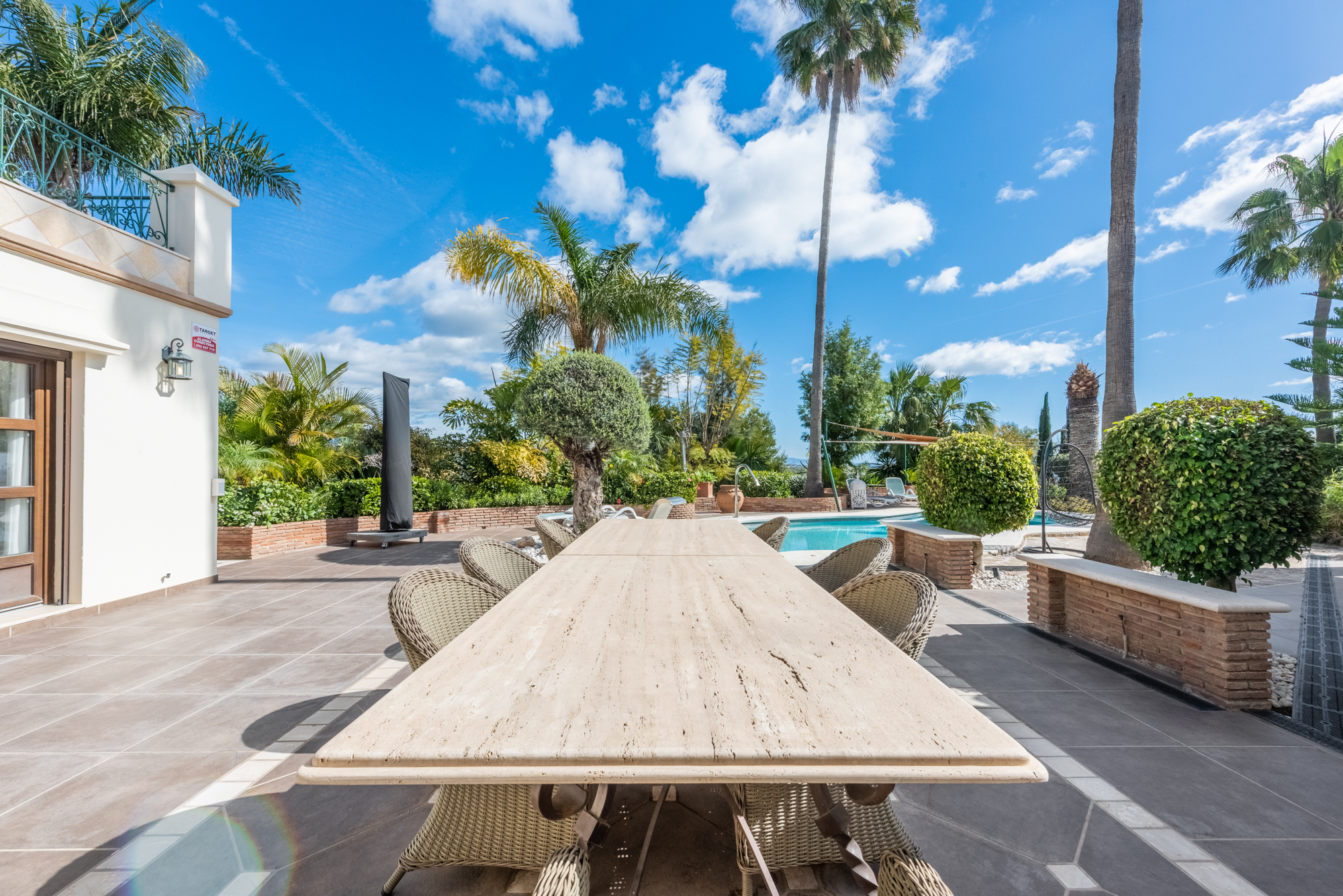 Villa · Estepona · (R4675324)