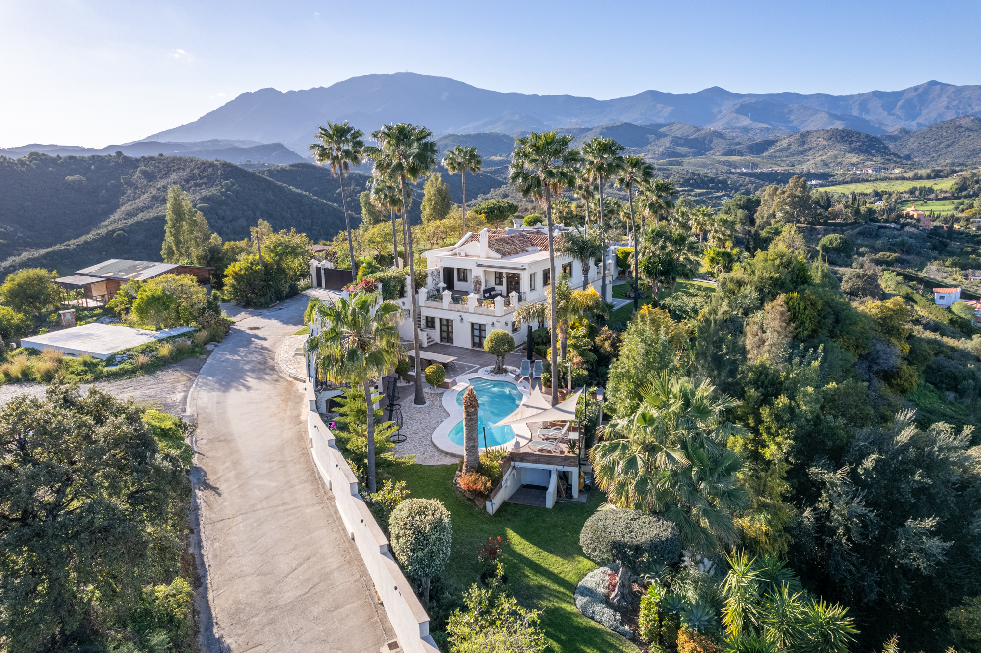 Villa · Estepona · (R4675324)