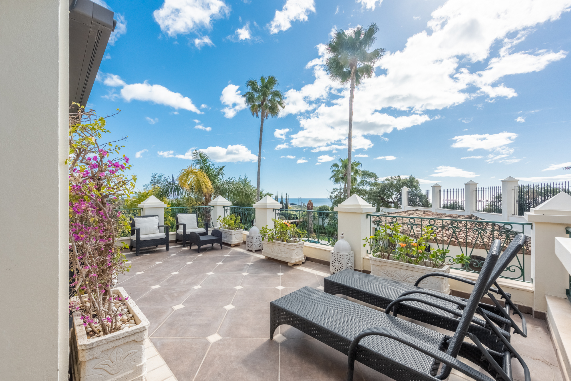Villa · Estepona · (R4675324)