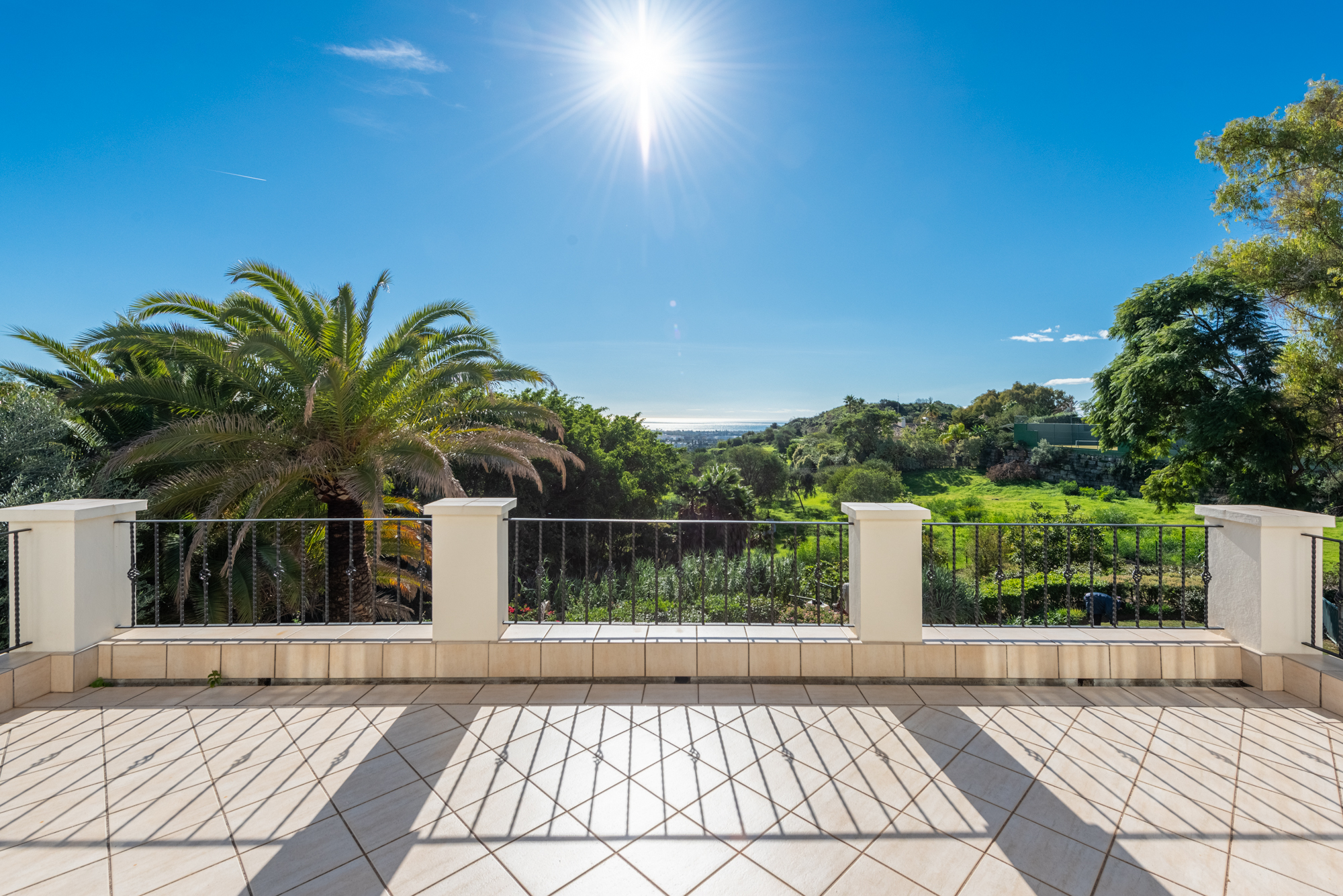 Villa · Benahavis · (MEX1034)