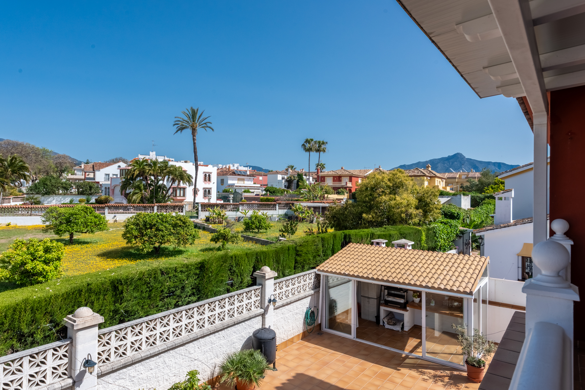 Villa · San Pedro de Alcantara · (R5014684)
