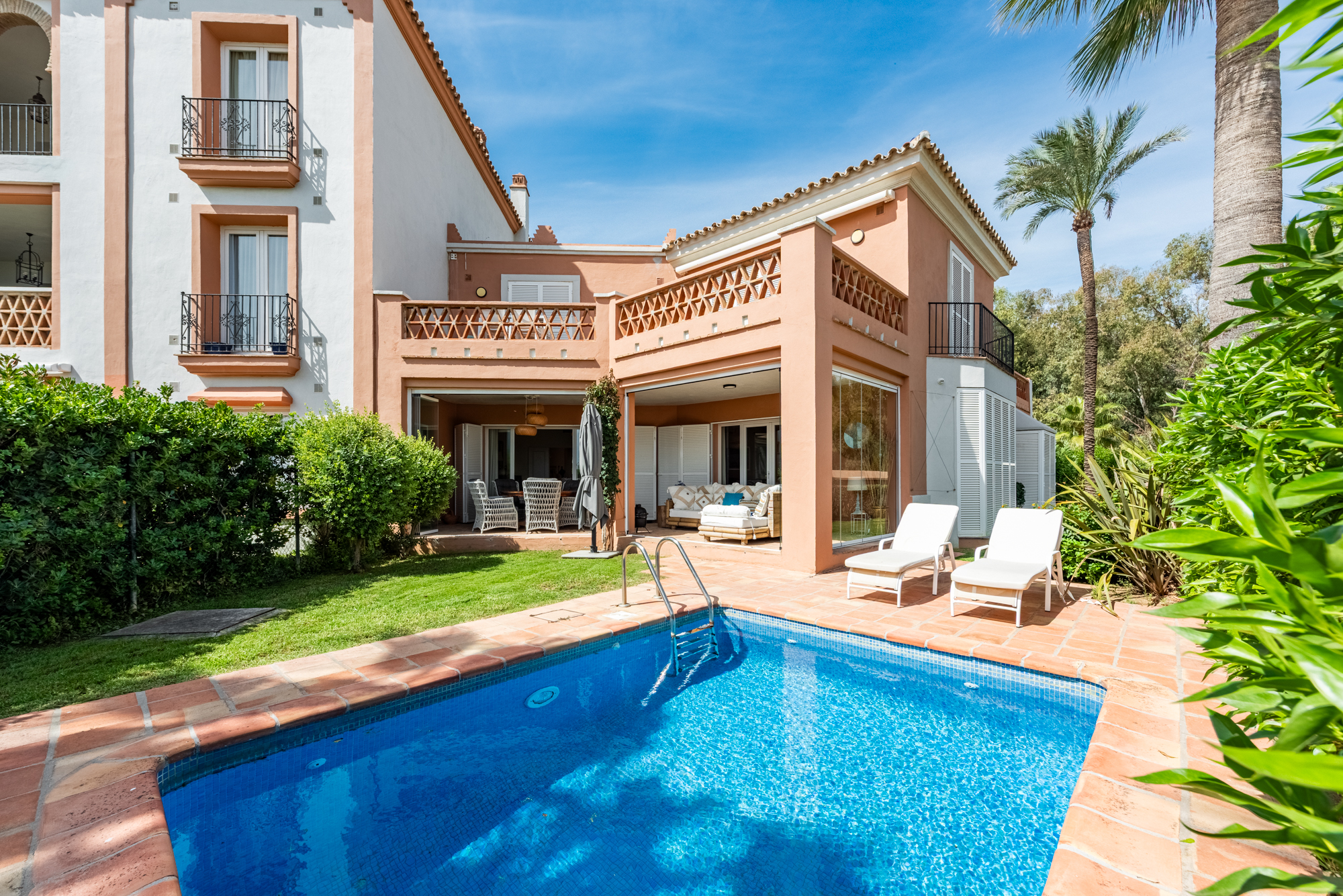 Villa · Casares · (MEX1016)