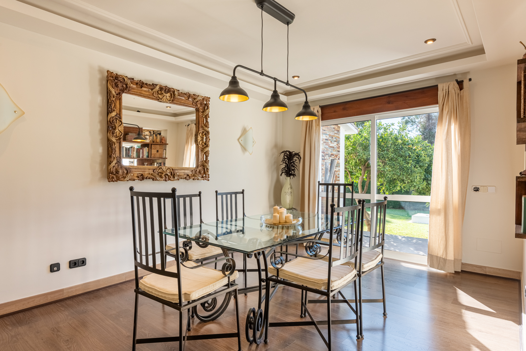 Villa · Marbella · (MEX1054)