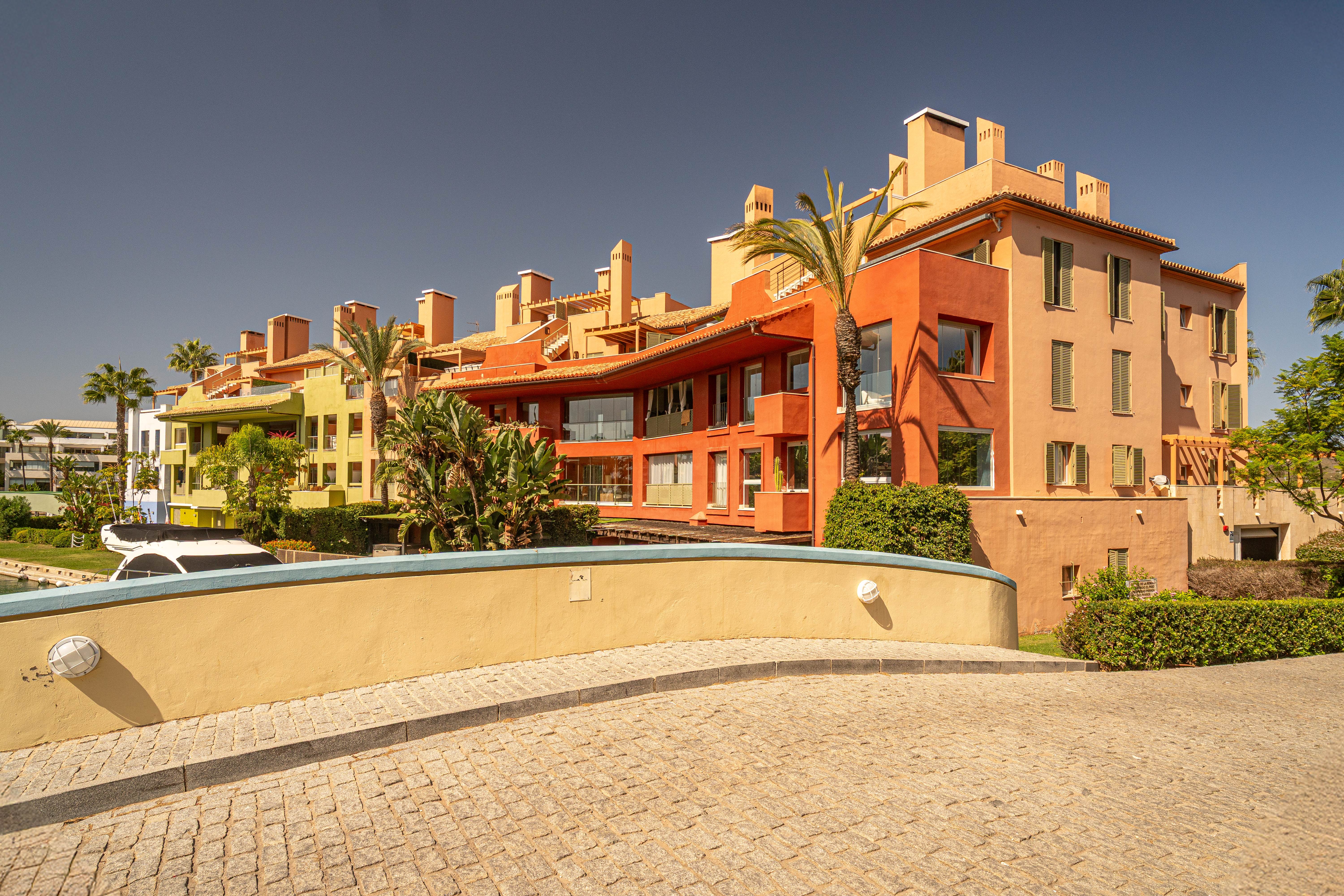 Apartment · Sotogrande · (CE0219)
