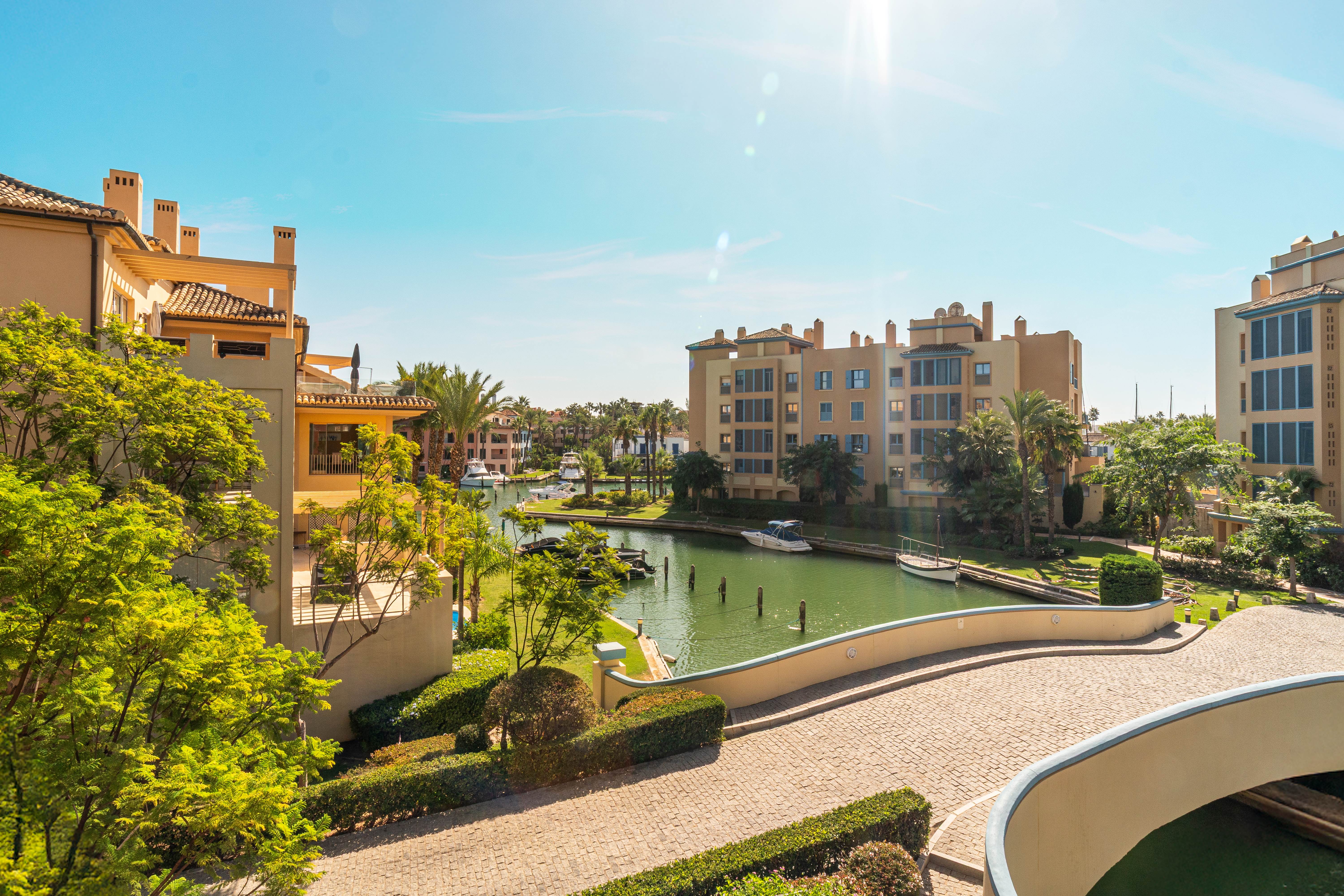 Apartment · Sotogrande · (CE0219)