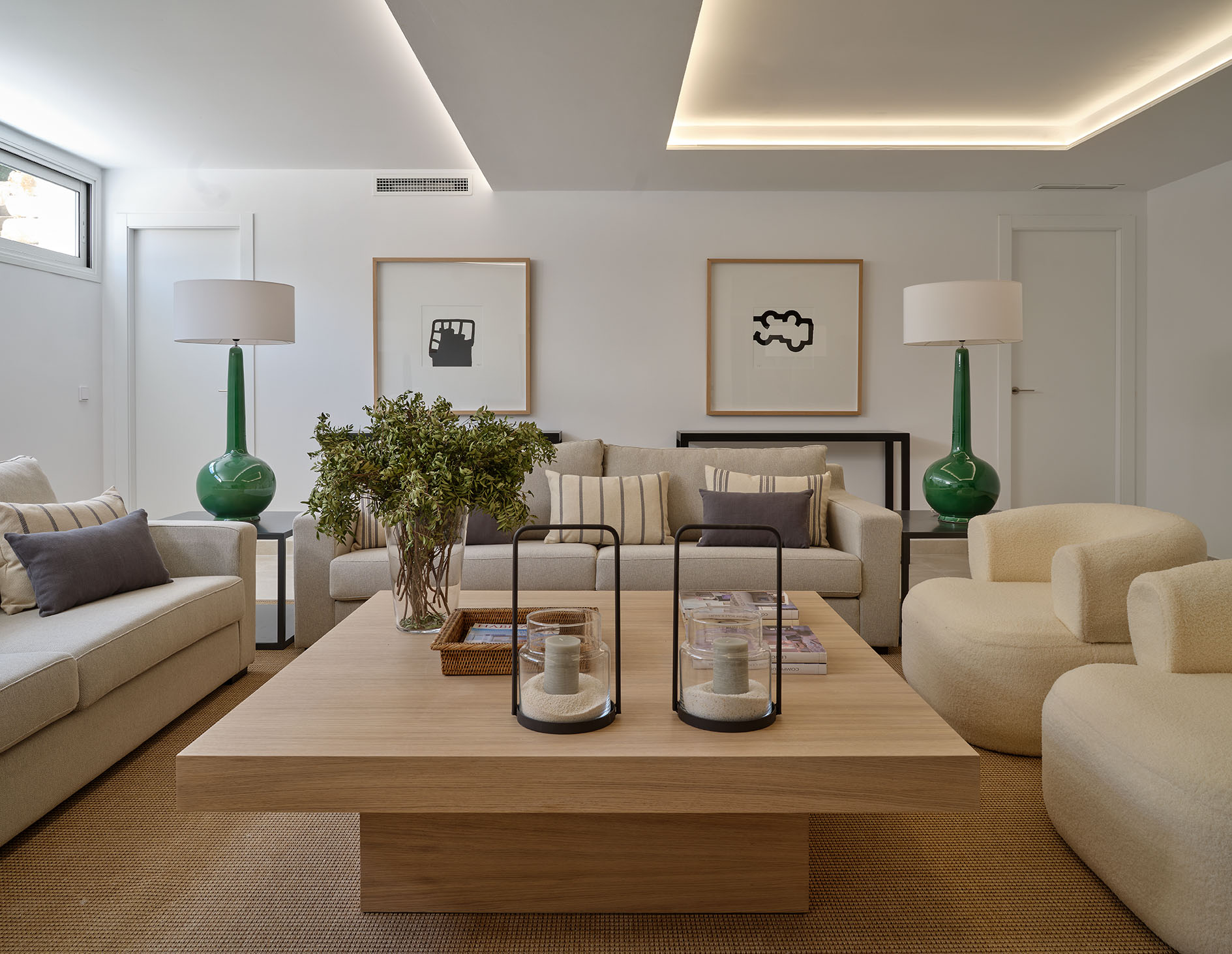 Villa · Marbella · (527-02603P)