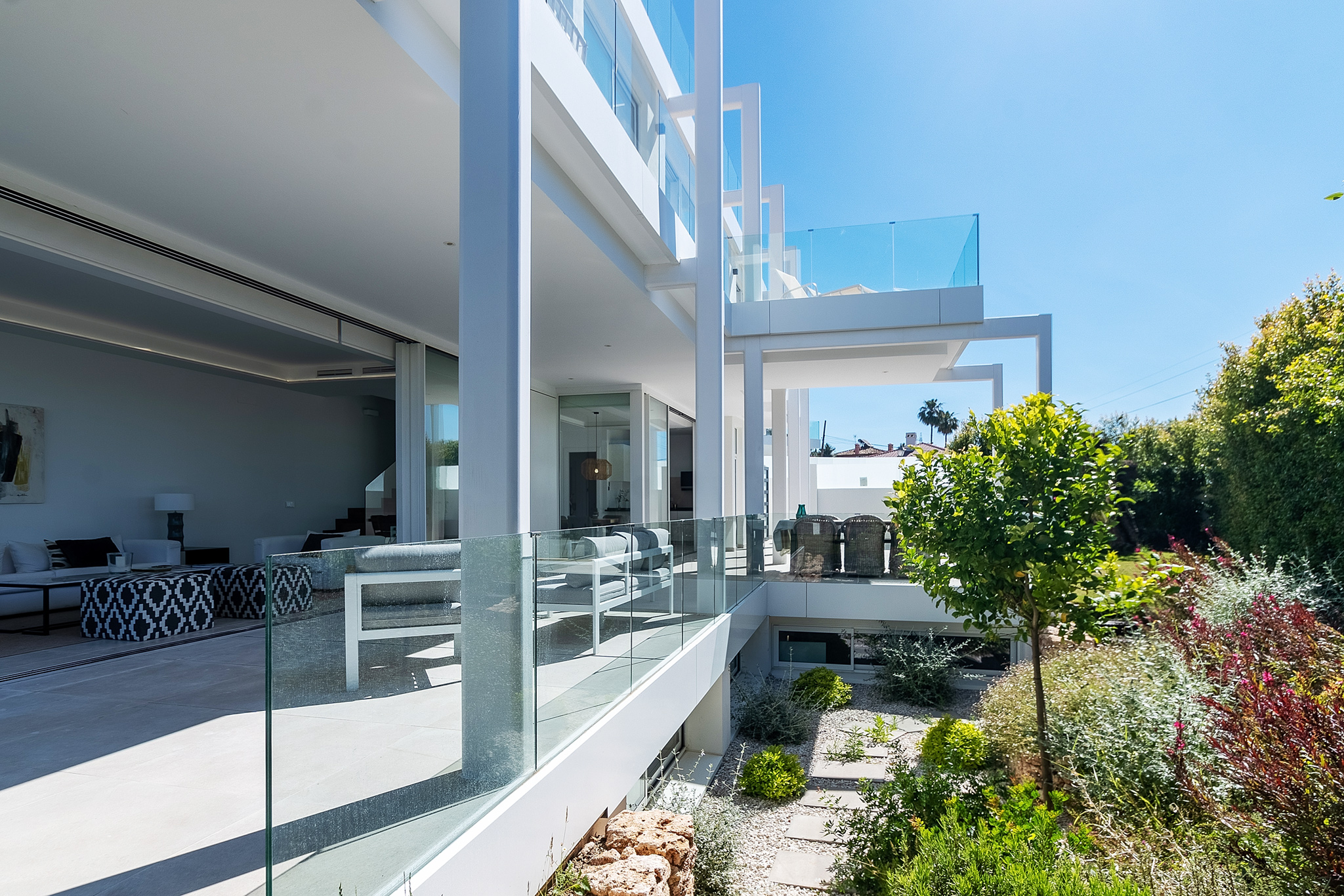 Villa · Marbella · (527-02603P)