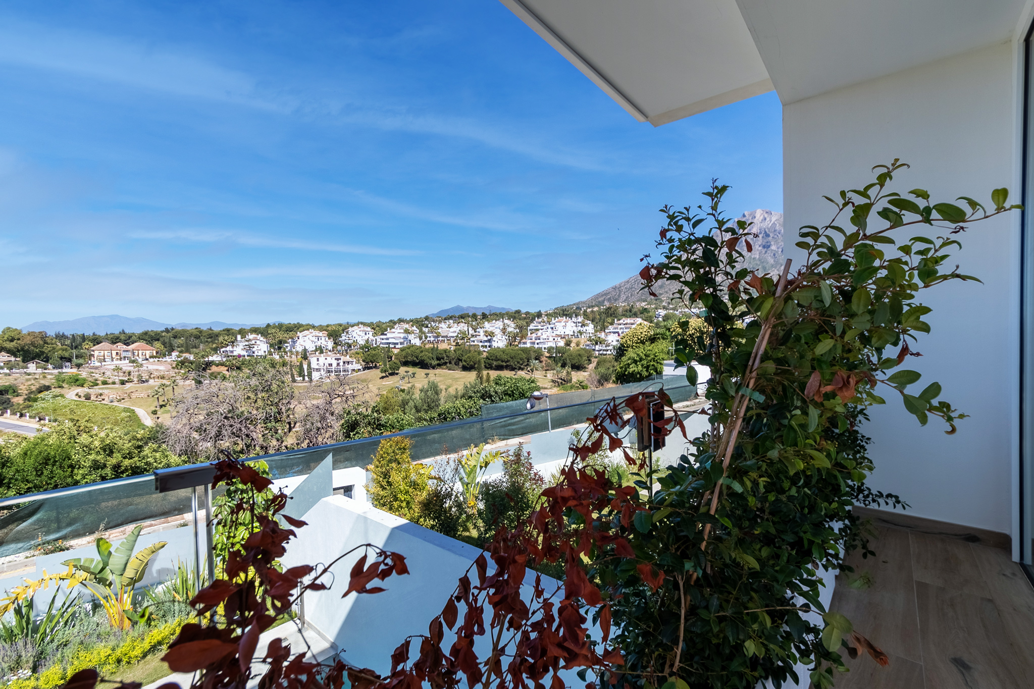 Villa · Marbella · (527-02603P)
