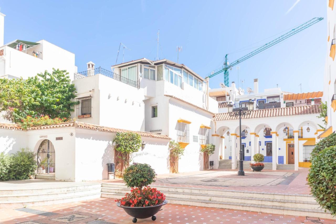 Town House · Marbella · (527-03298P)