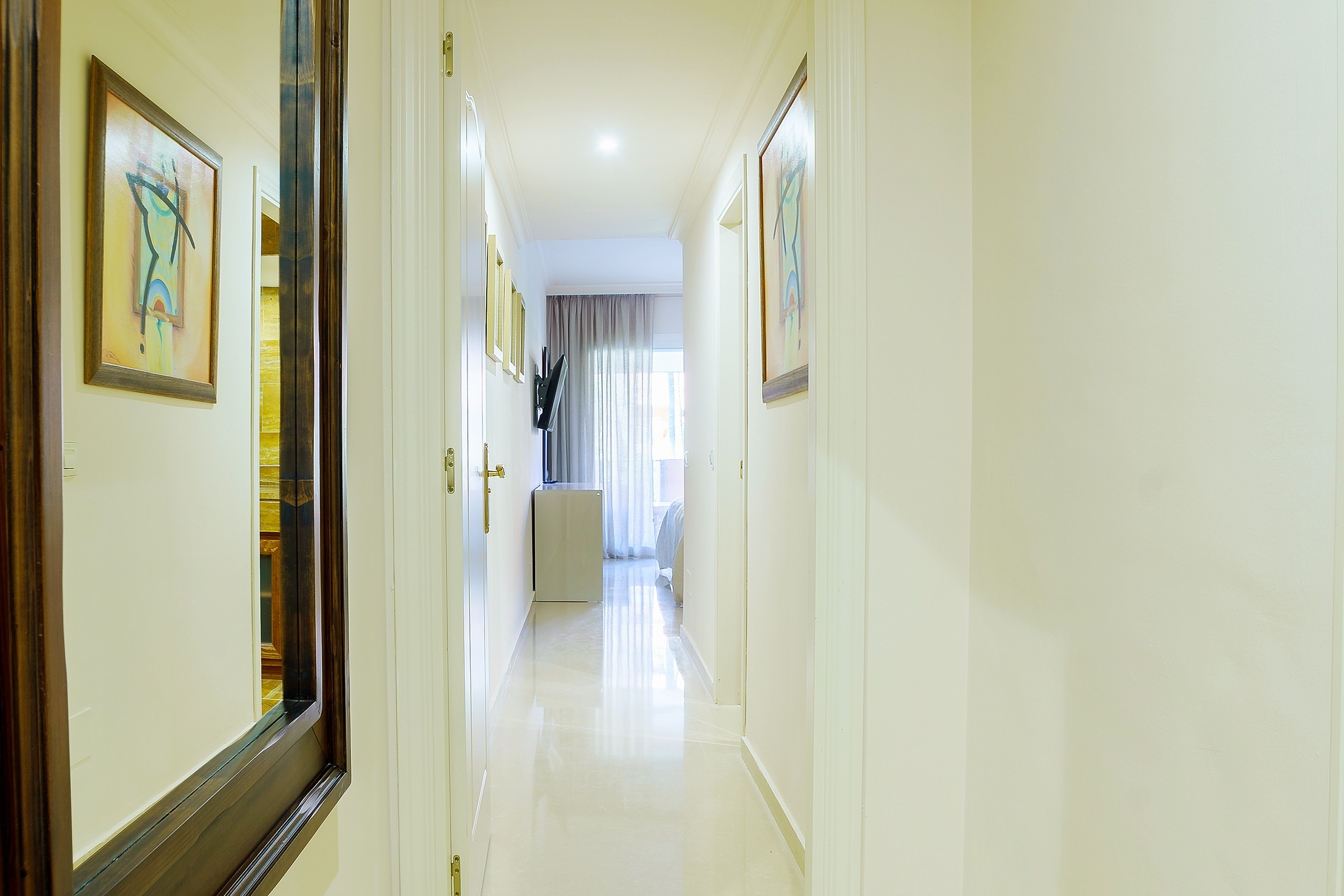 Ground Floor Apartment · Marbella · (527-04165P)