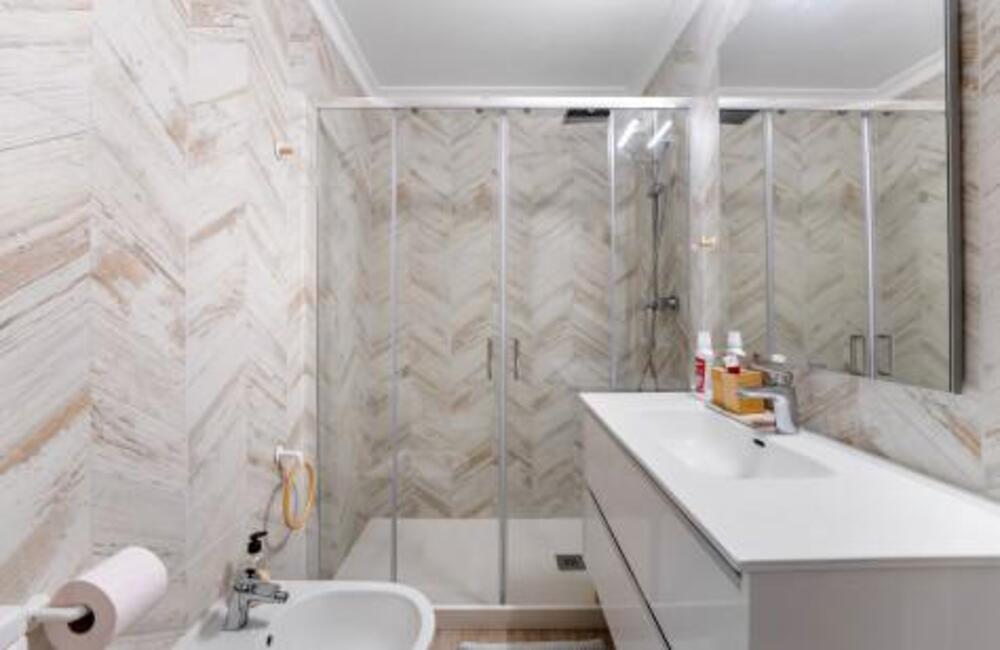 Ground Floor Apartment · Benahavis · (527-04246P)