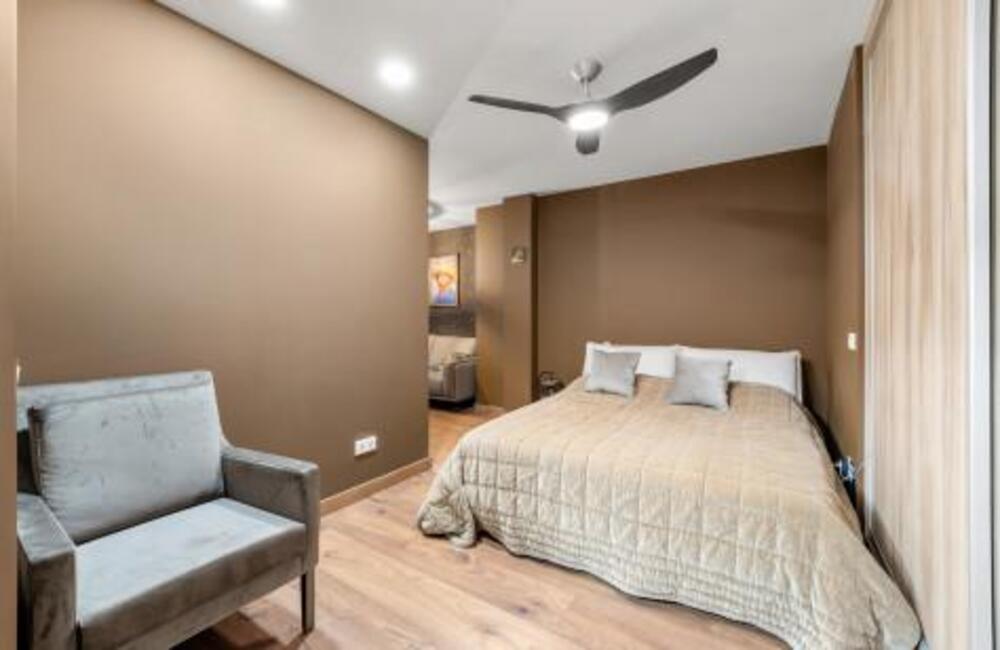 Ground Floor Apartment · Benahavis · (527-04246P)