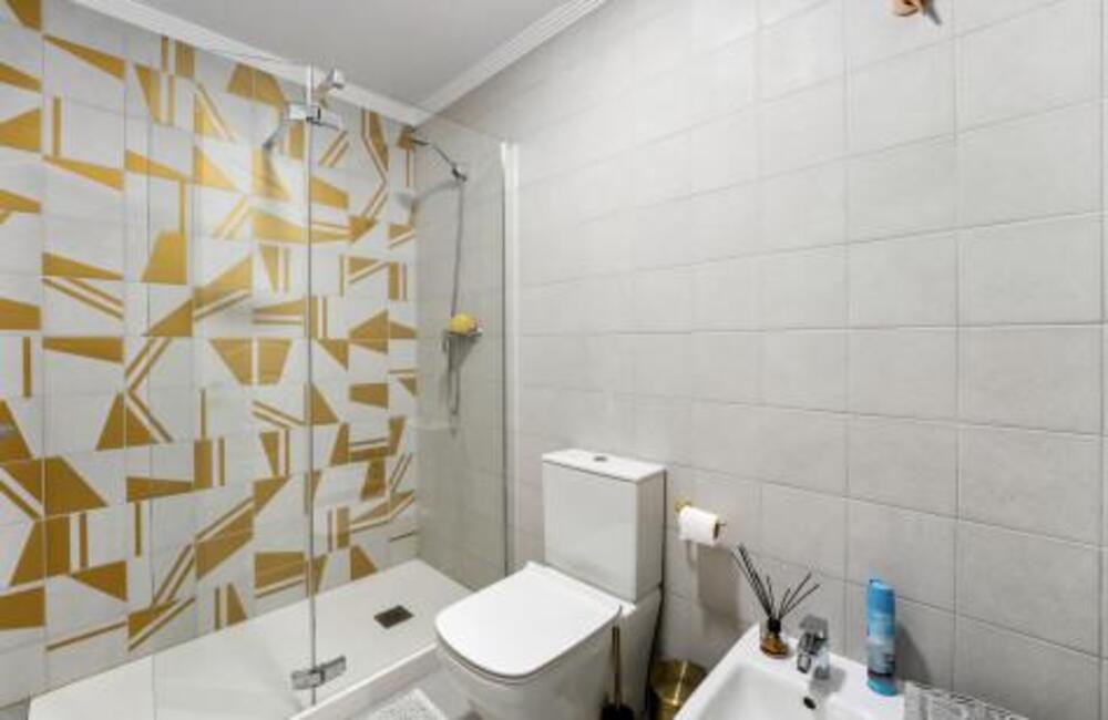 Ground Floor Apartment · Benahavis · (527-04246P)