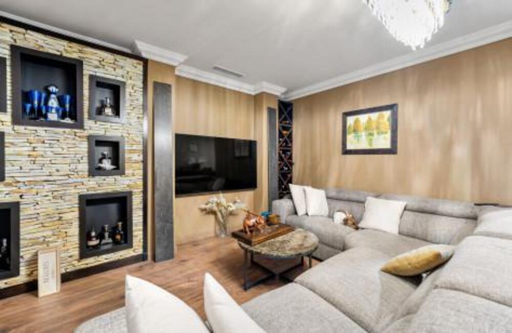 Ground Floor Apartment · Benahavis · (527-04246P)