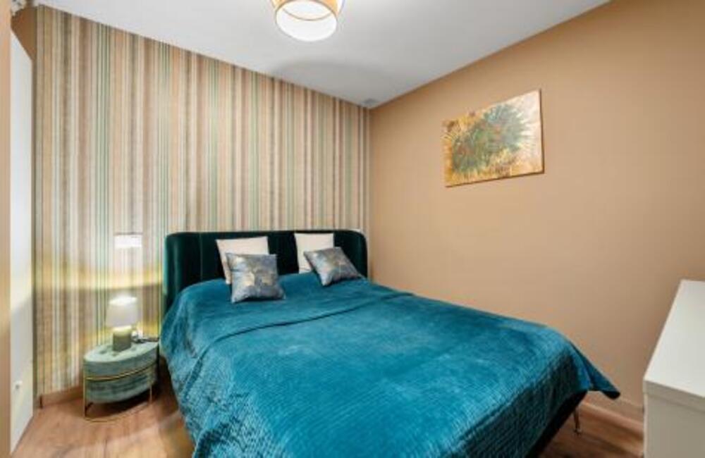 Ground Floor Apartment · Benahavis · (527-04246P)