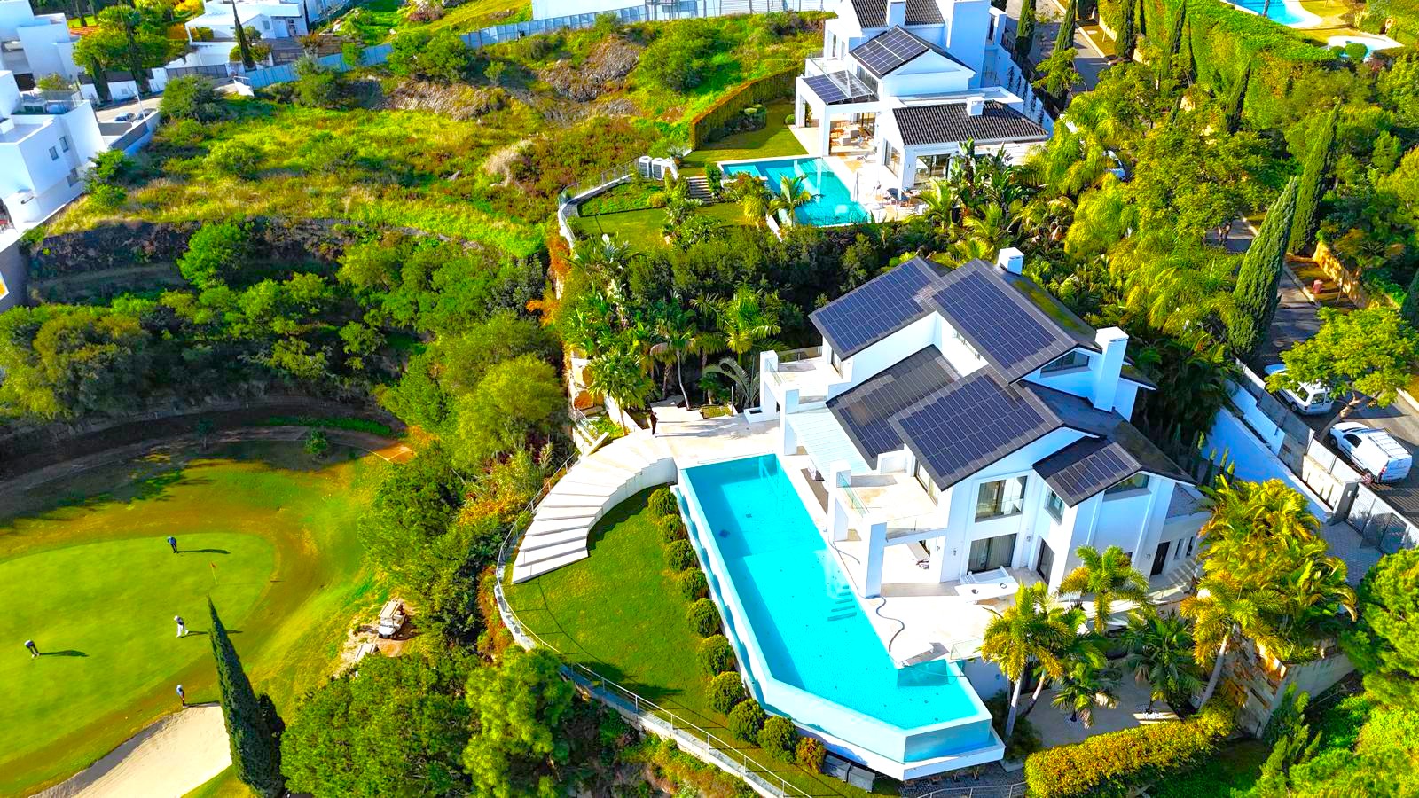 Villa · Benahavis · (V9081)