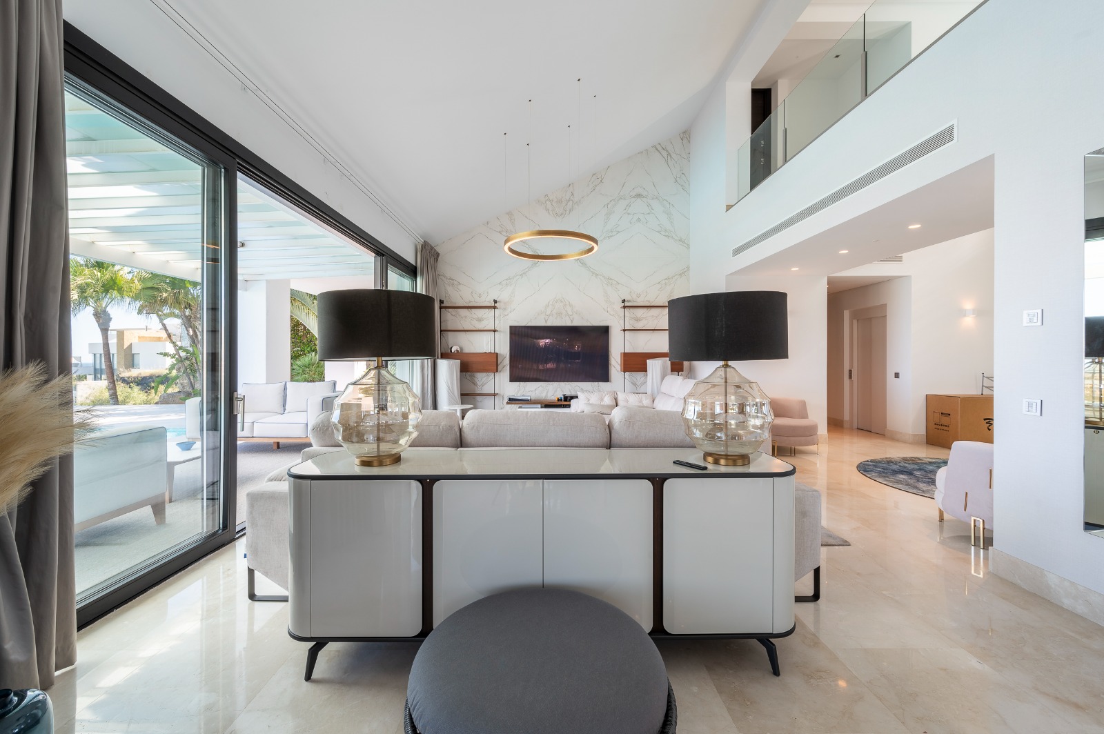 Villa · Benahavis · (V9081)