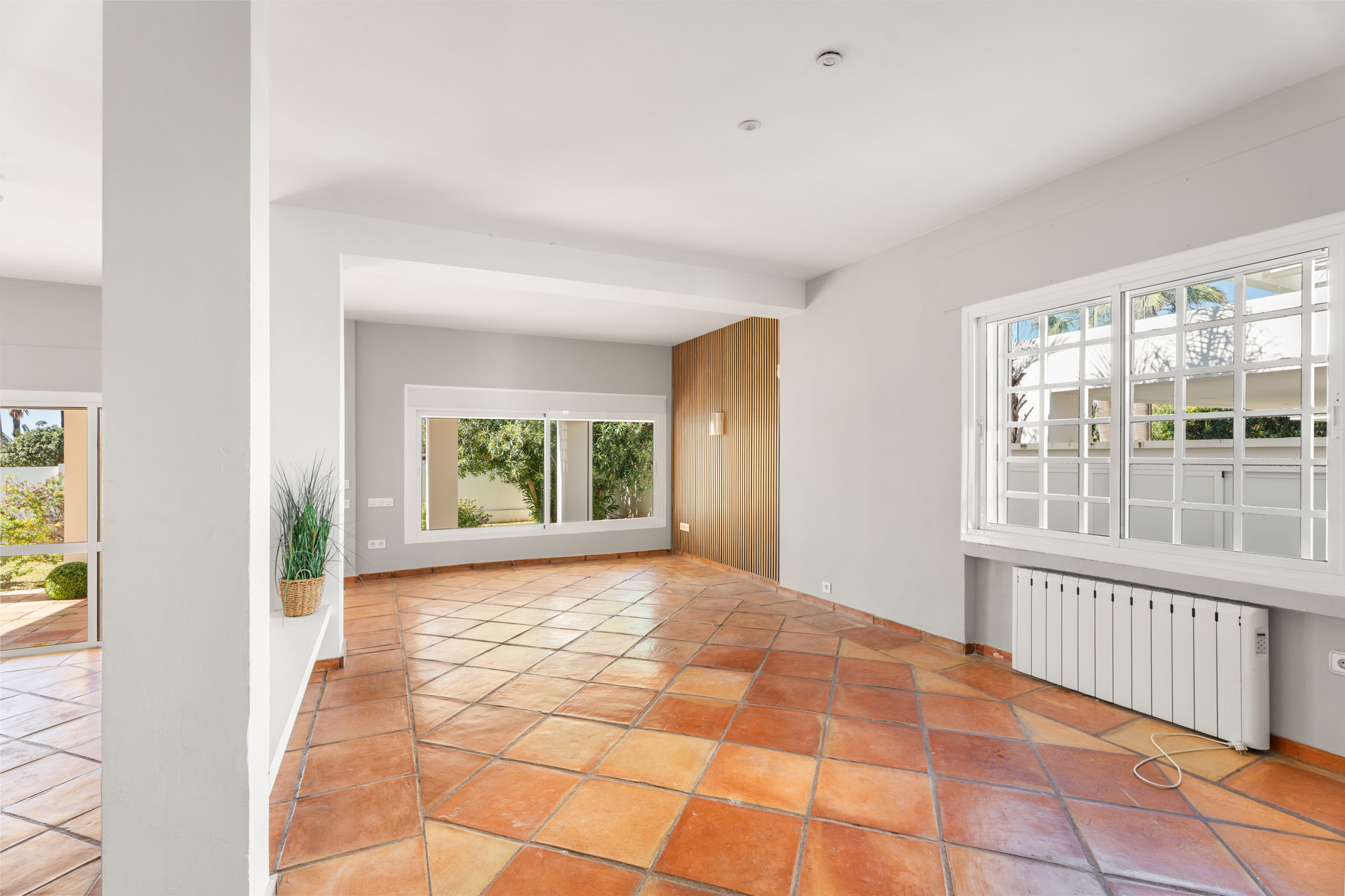 Villa · Marbella · (V9093)