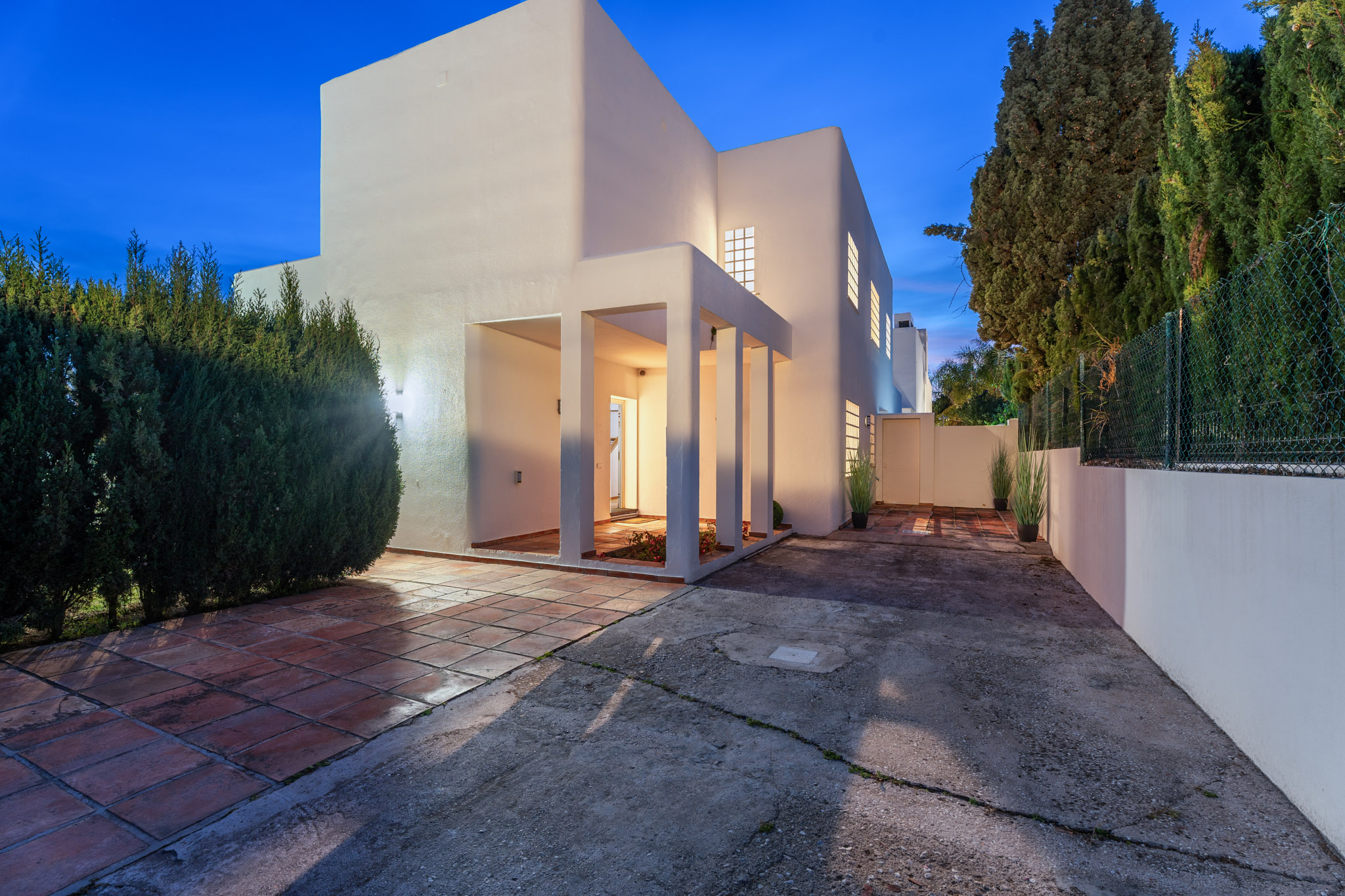Villa · Marbella · (V9093)