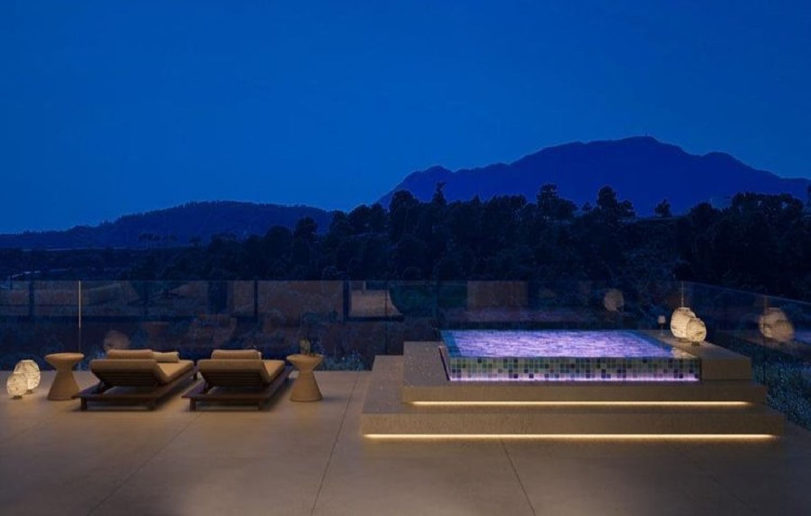 Villa · Benahavis · (V0048)
