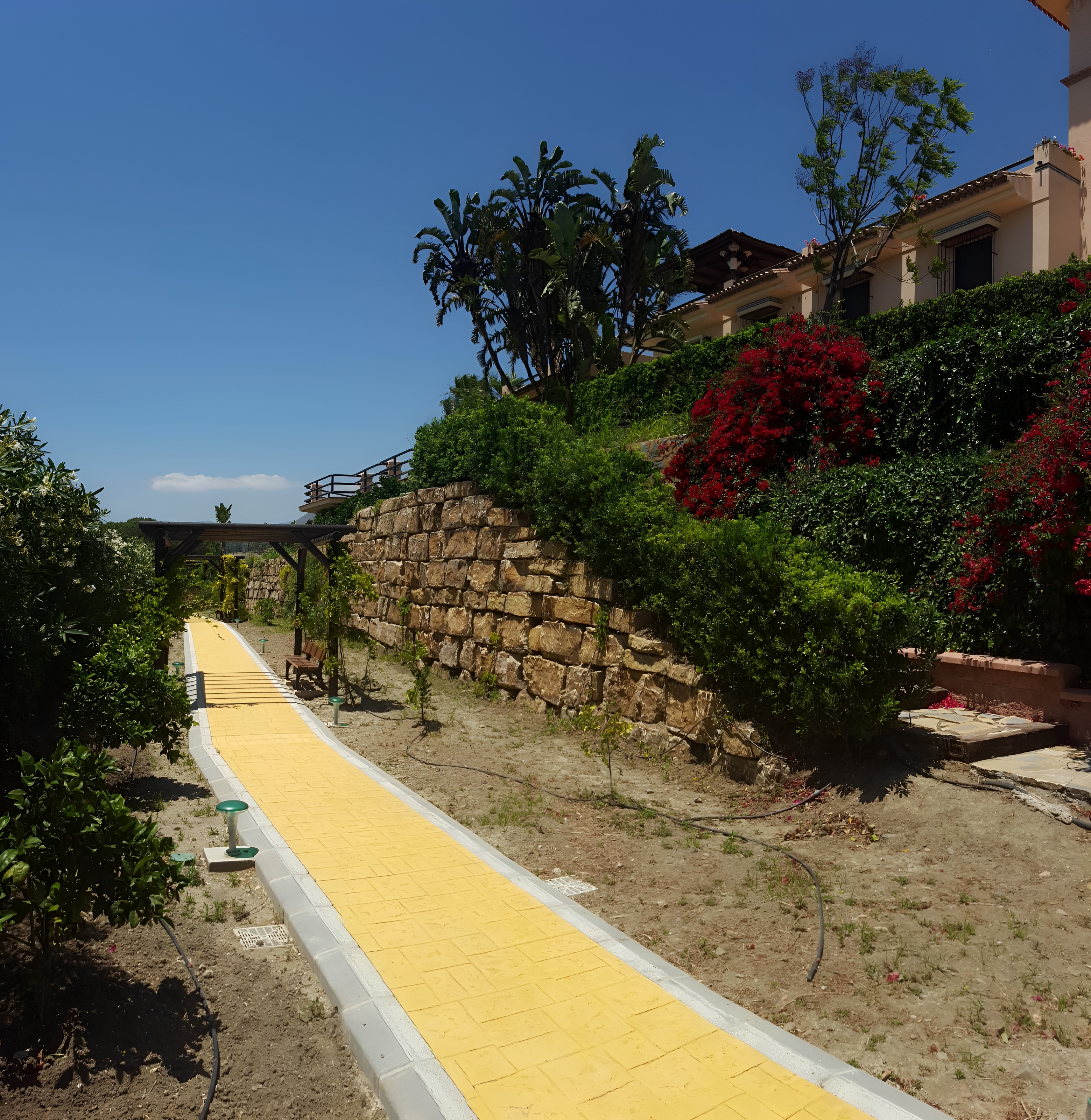 Villa · Estepona · (V0114)