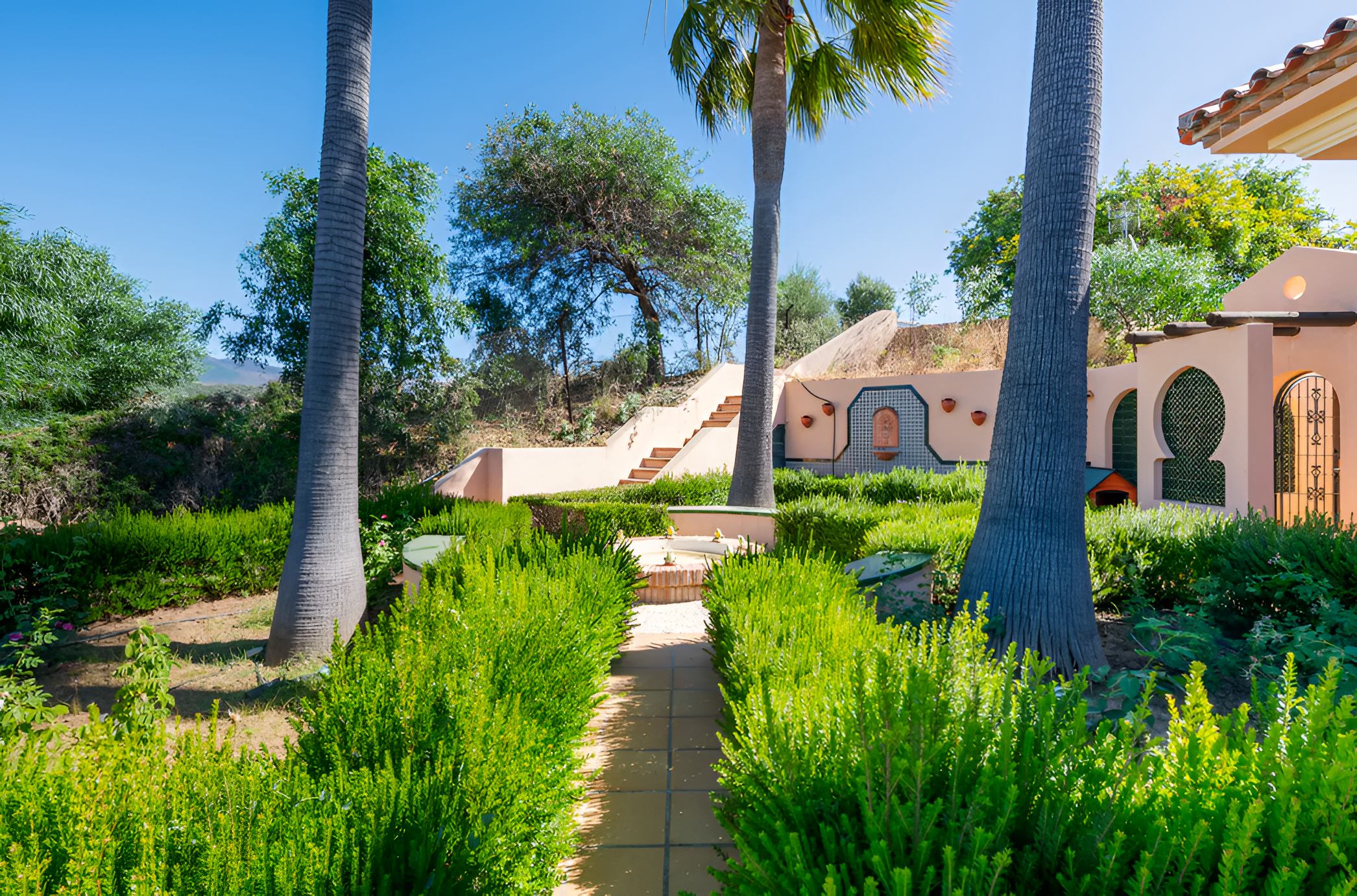 Villa · Estepona · (V0114)