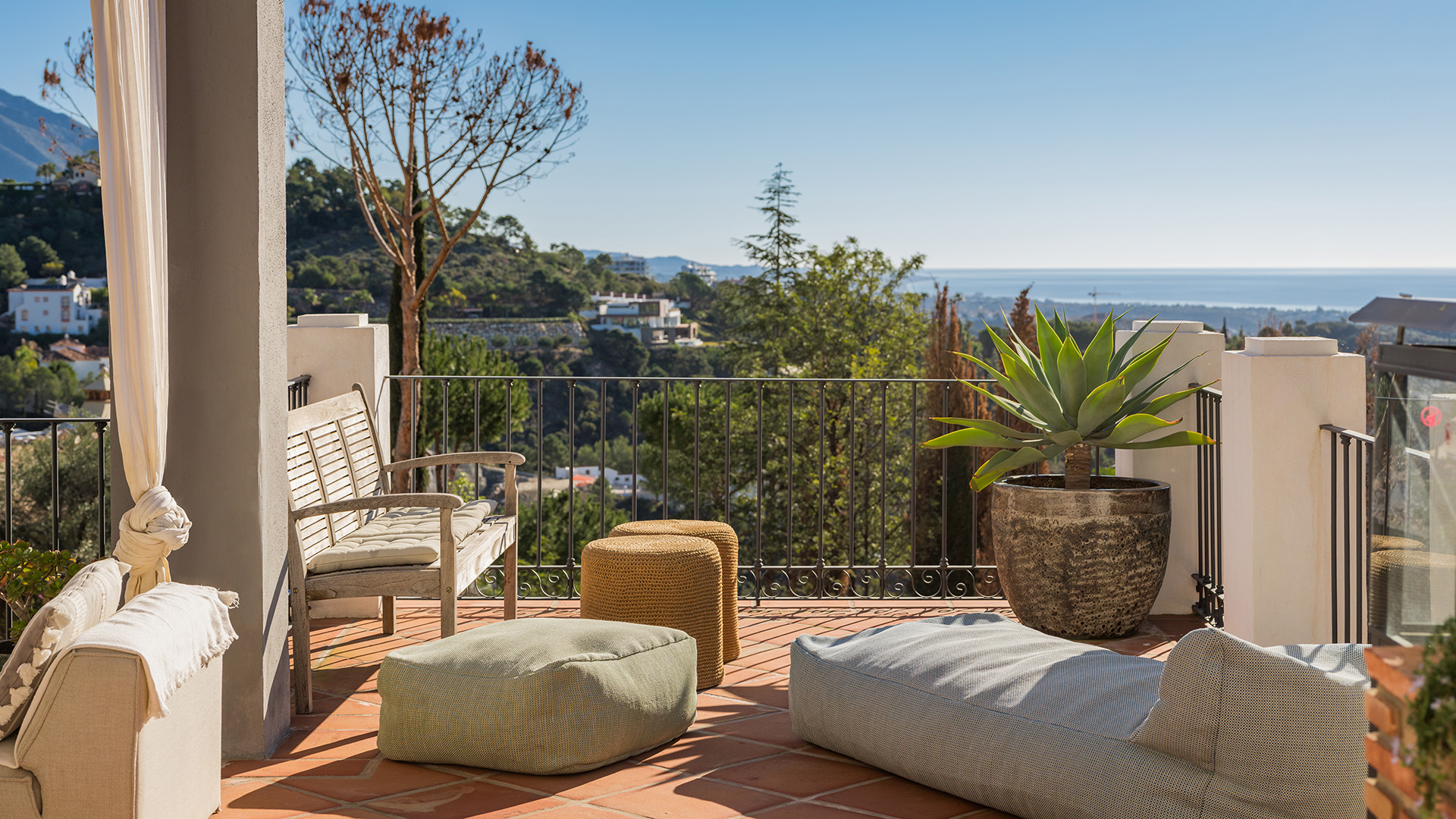 Villa · Benahavis · (BI-58804)